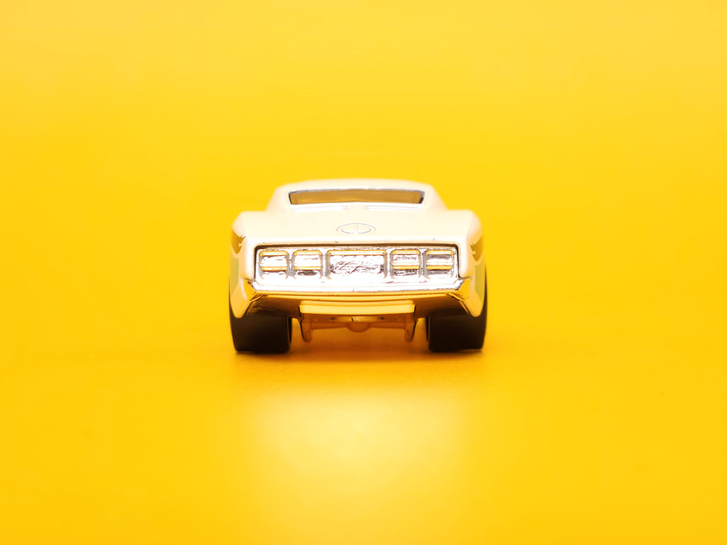 Custom Otto: White – 2024 Mattel Hot Wheels Basic