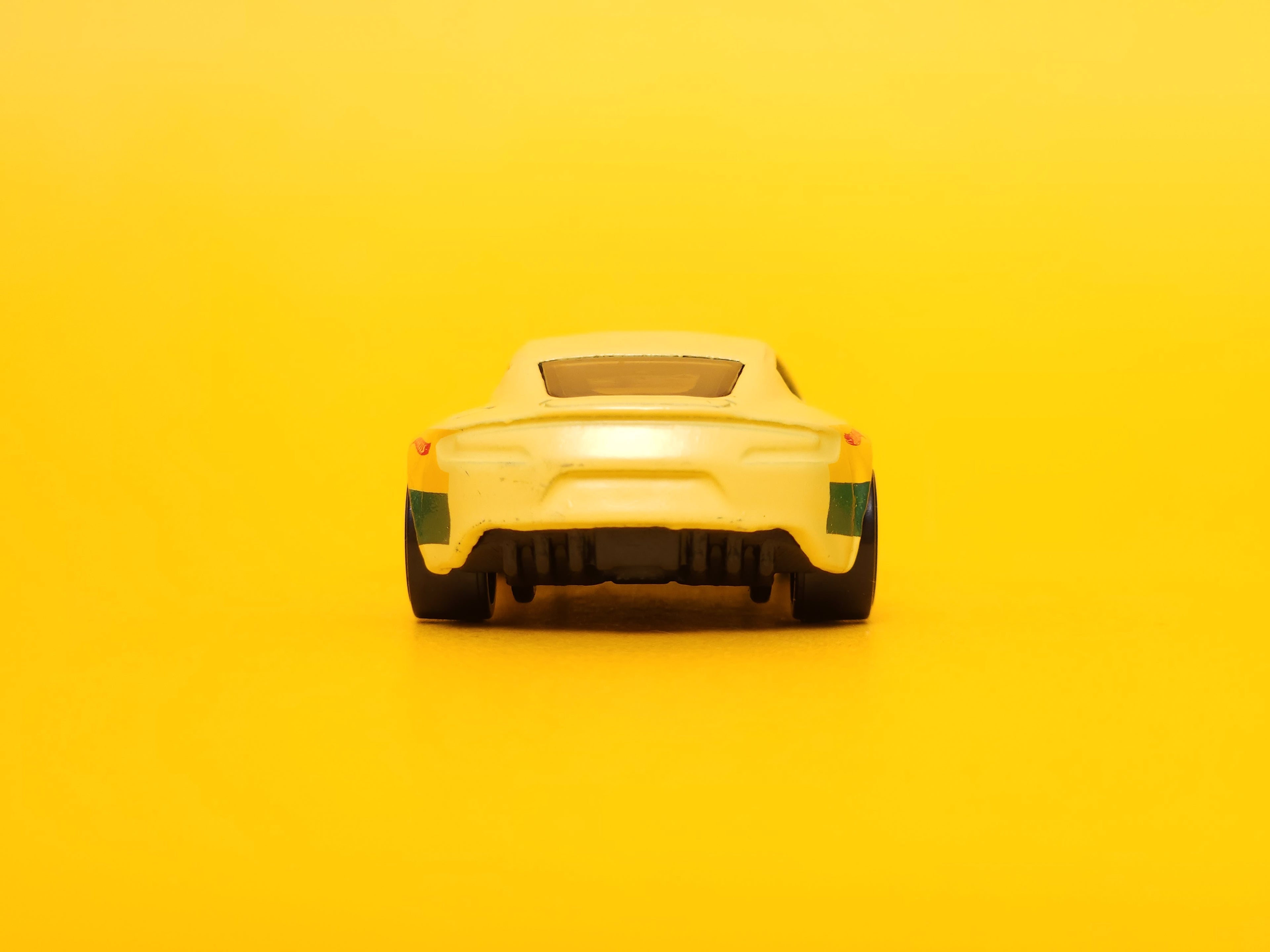 Aston Martin One-77: Yellow – 2021 Mattel Hot Wheels Basic