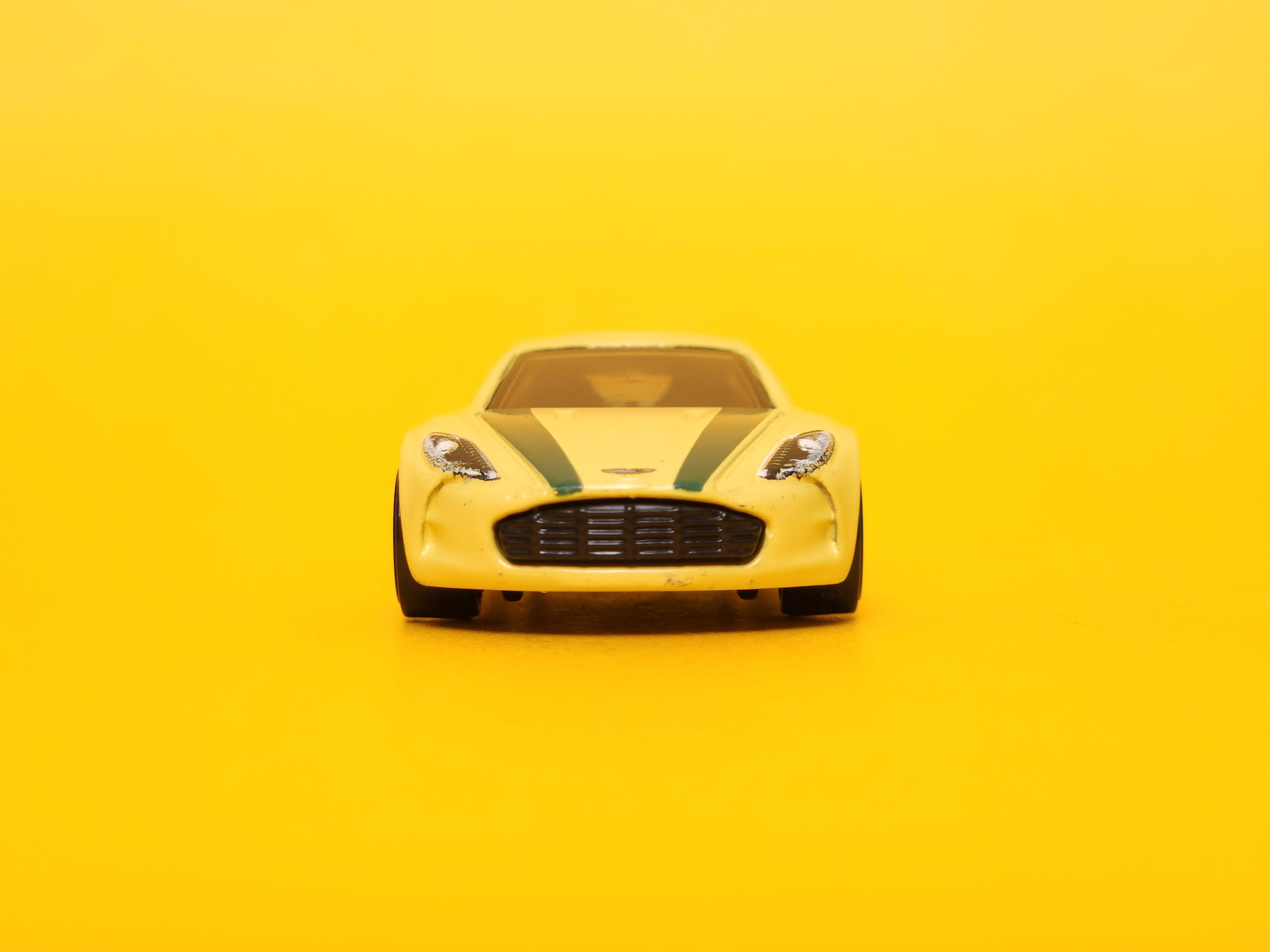 Aston Martin One-77: Yellow – 2021 Mattel Hot Wheels Basic