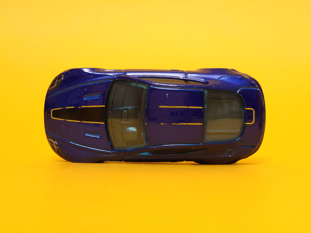 Aston Martin V8 Vantage: Blue – 2019 Mattel Hot Wheels Basic