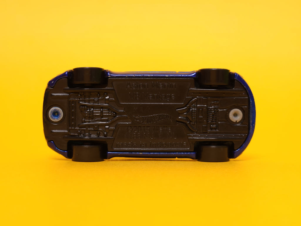 Aston Martin V8 Vantage: Blue – 2019 Mattel Hot Wheels Basic