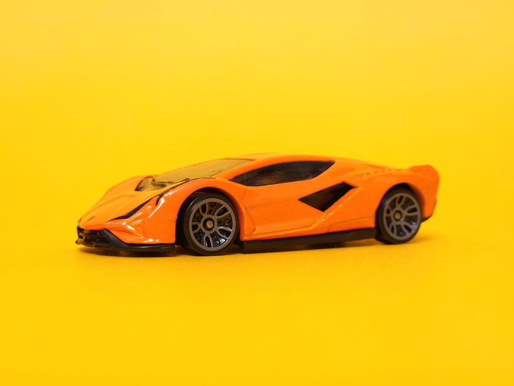 Lamborghini Sián FKP 37: Arancio Atlas – 2023 Mattel Hot Wheels Basic