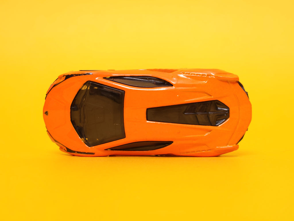 Lamborghini Sián FKP 37: Arancio Atlas – 2023 Mattel Hot Wheels Basic
