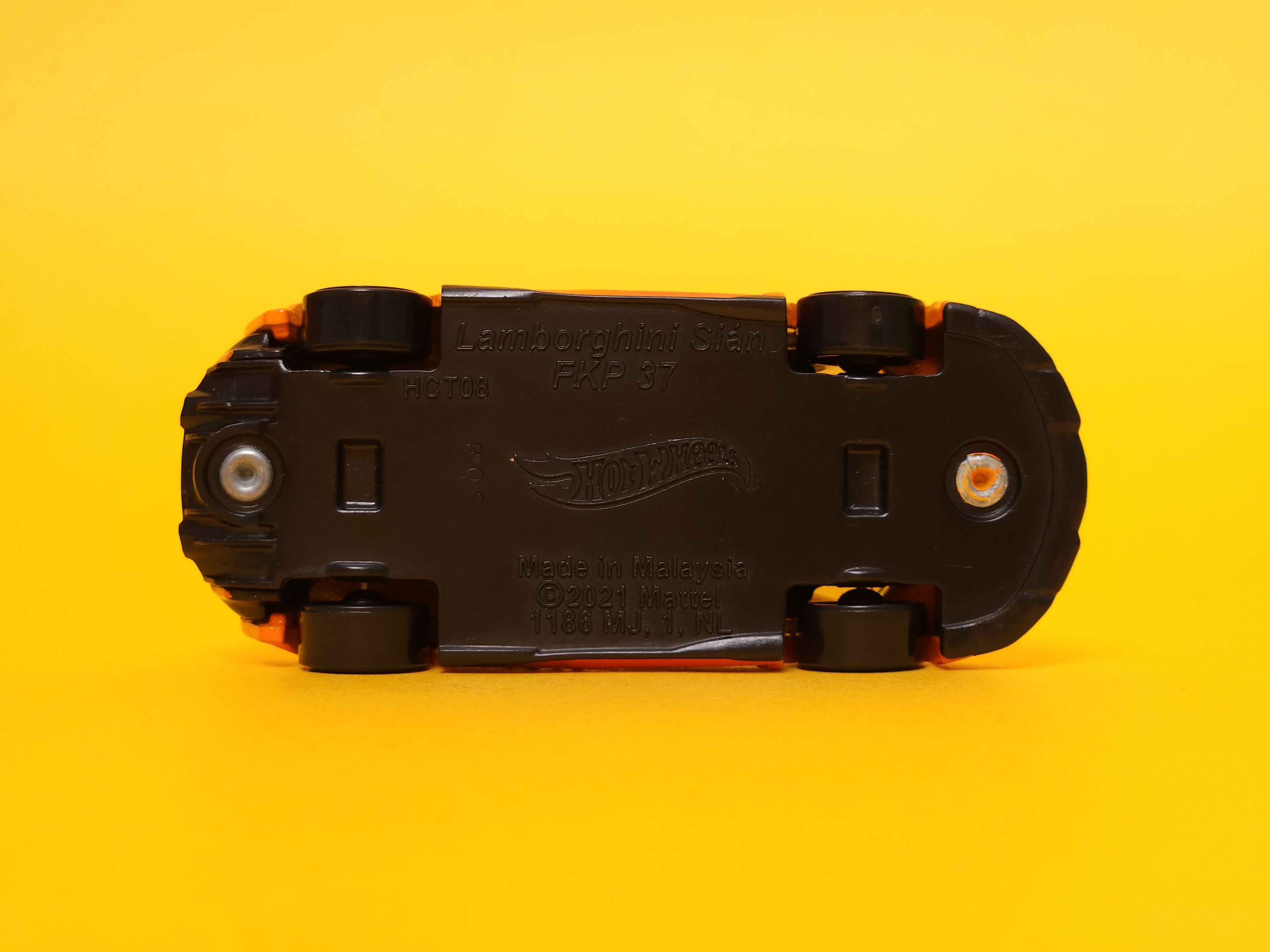 Lamborghini Sián FKP 37: Arancio Atlas – 2023 Mattel Hot Wheels Basic