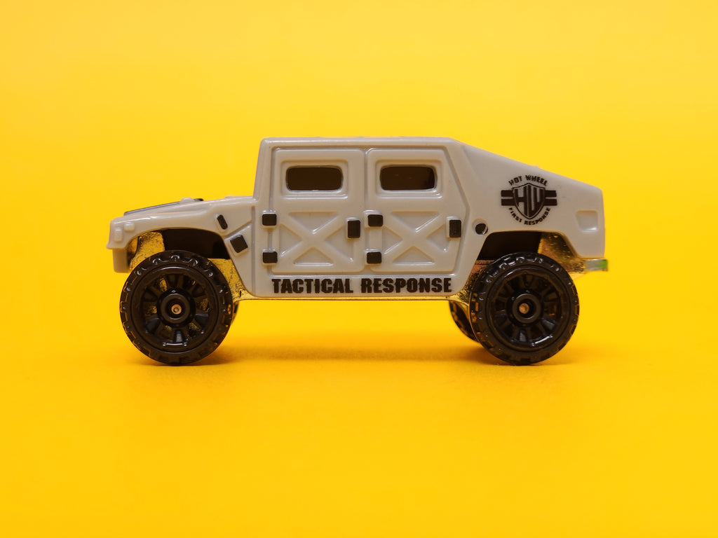 Humvee: Light gray – 2024 Mattel Hot Wheels Basic