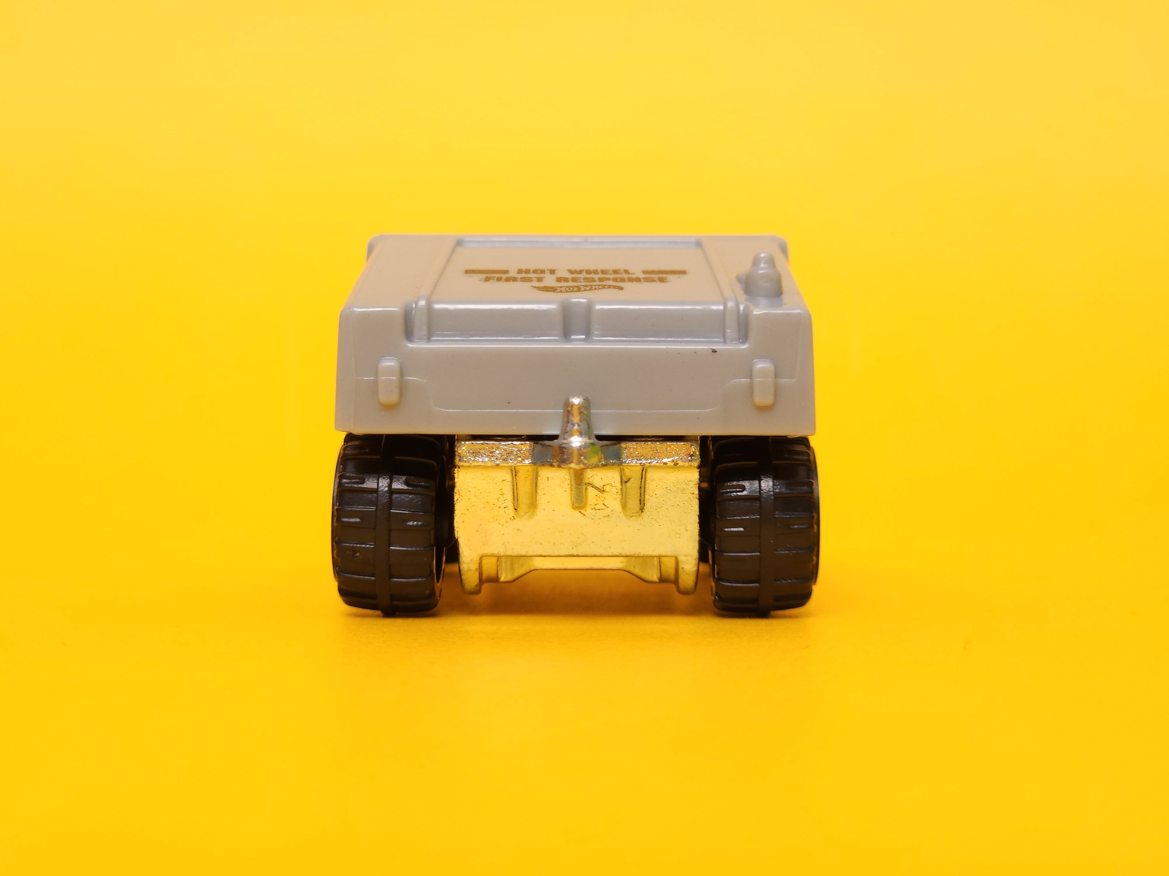 Humvee: Light gray – 2024 Mattel Hot Wheels Basic