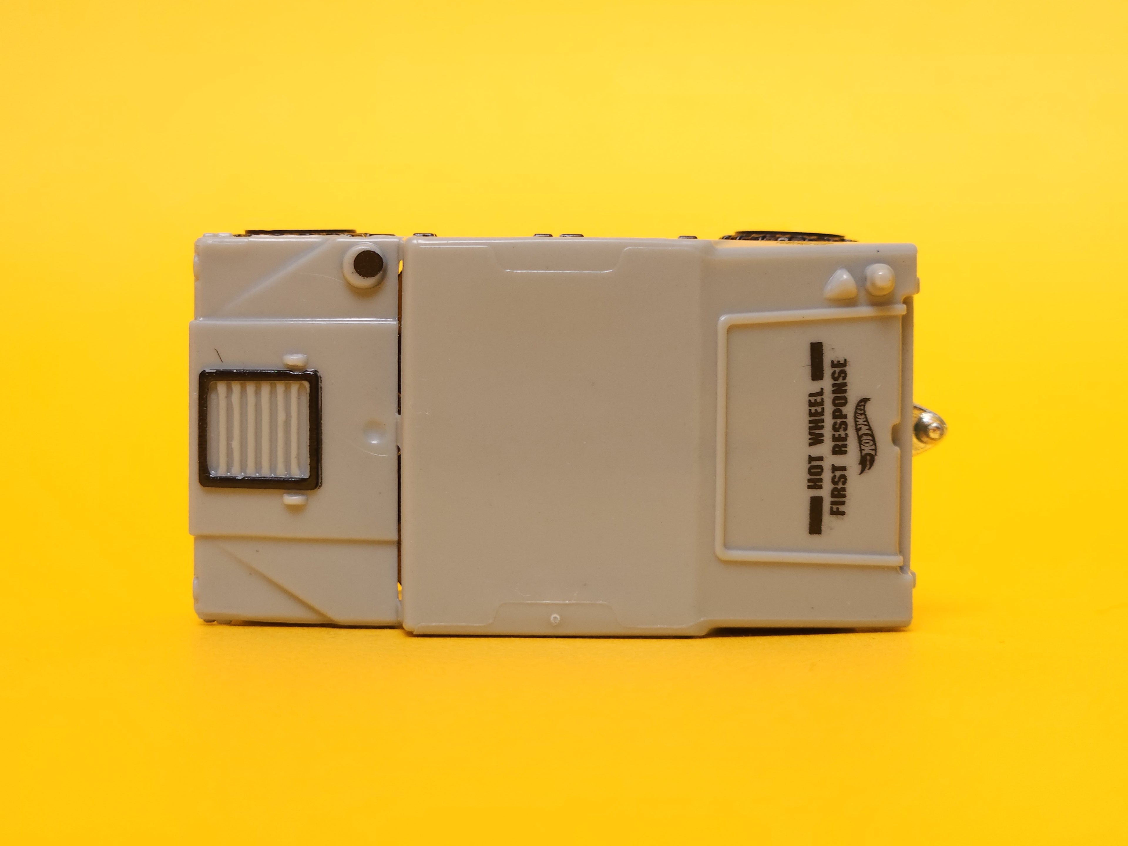 Humvee: Light gray – 2024 Mattel Hot Wheels Basic