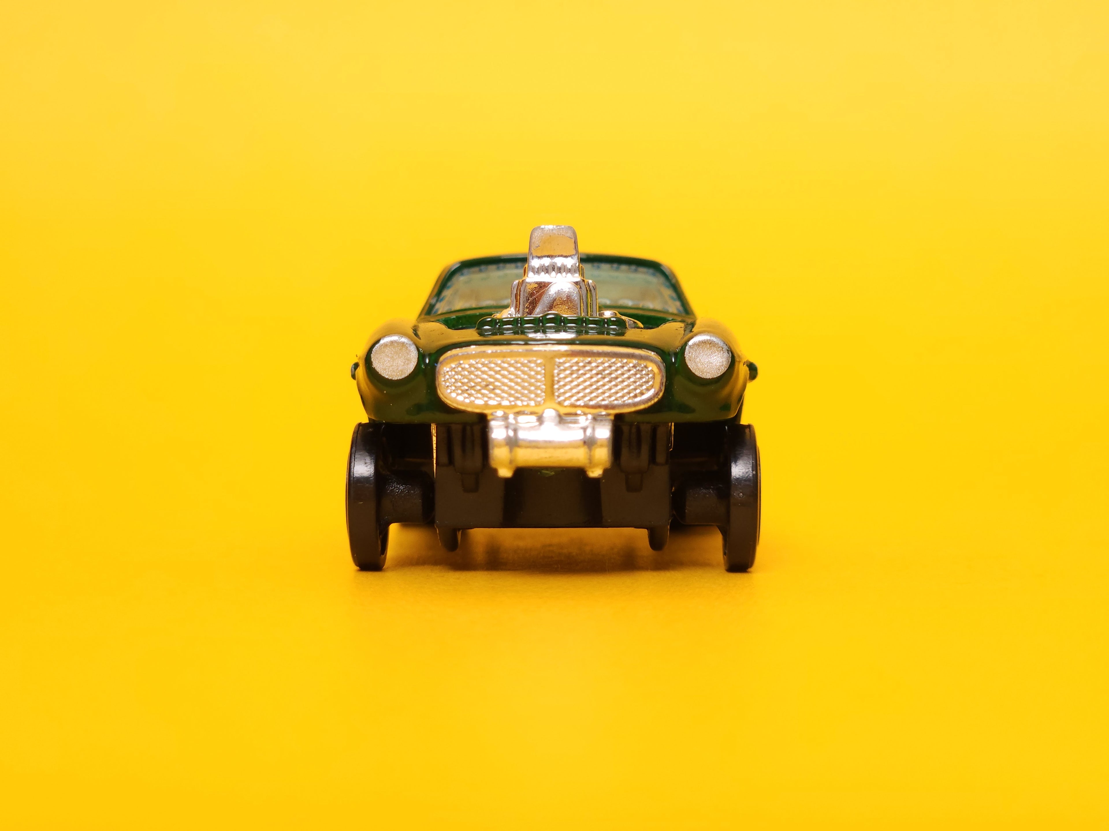 Volvo P1800 Gasser: Forest green – 2015 Mattel Hot Wheels Basic 1st Edition