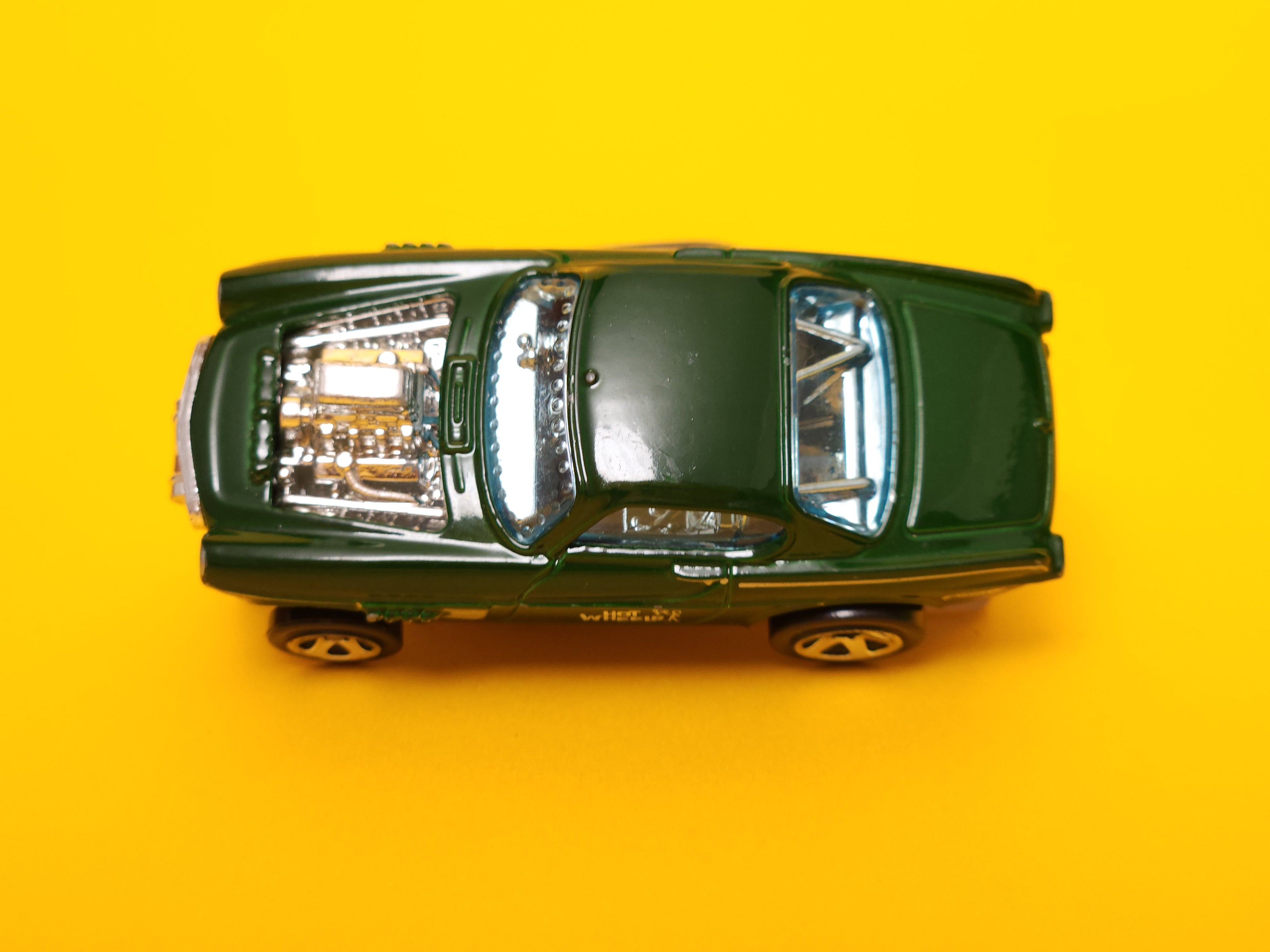 Volvo P1800 Gasser: Forest green – 2015 Mattel Hot Wheels Basic 1st Edition