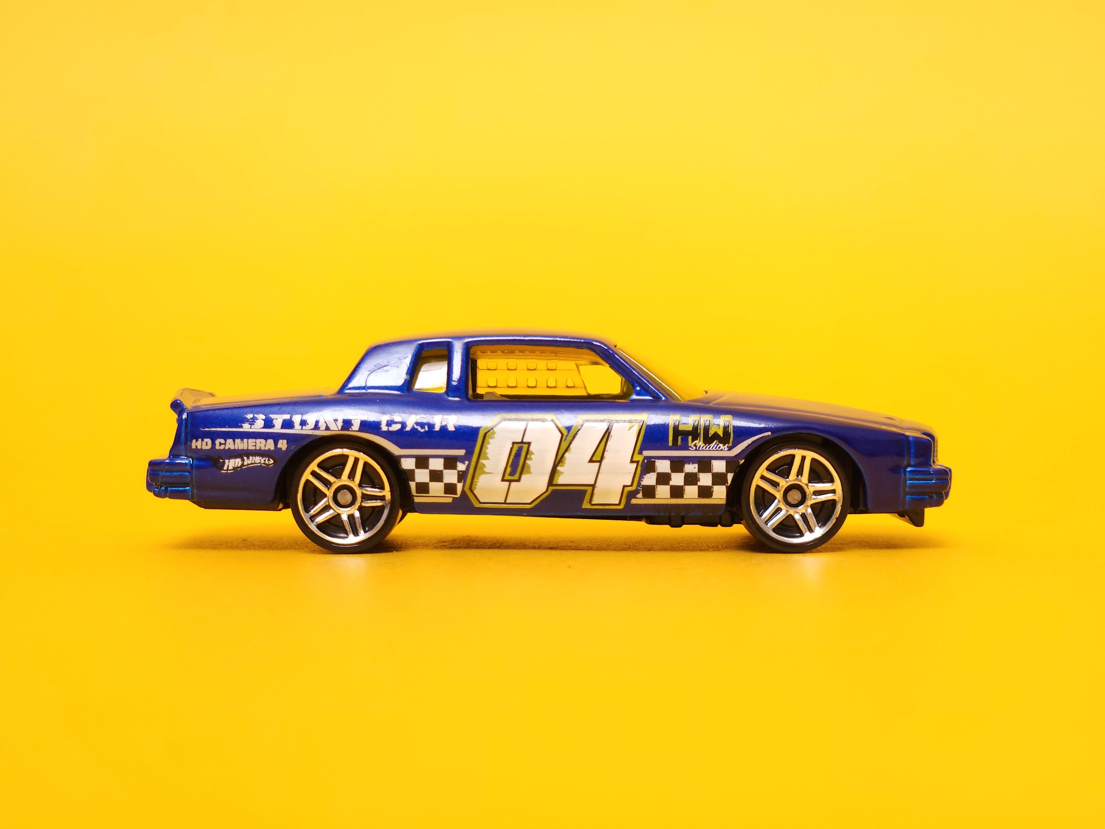 '84 Pontiac Grand Prix: Dark Blue – 2010 Mattel Hot Wheels Basic