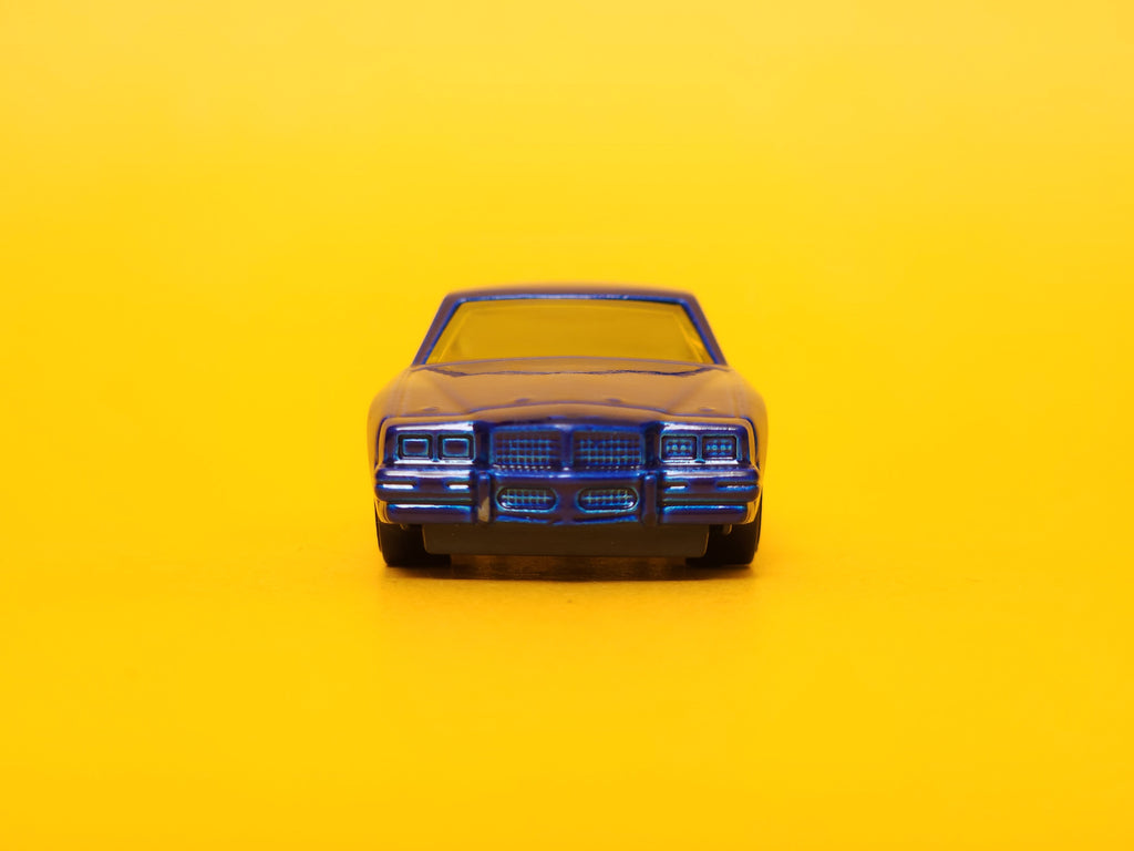 '84 Pontiac Grand Prix: Dark Blue – 2010 Mattel Hot Wheels Basic