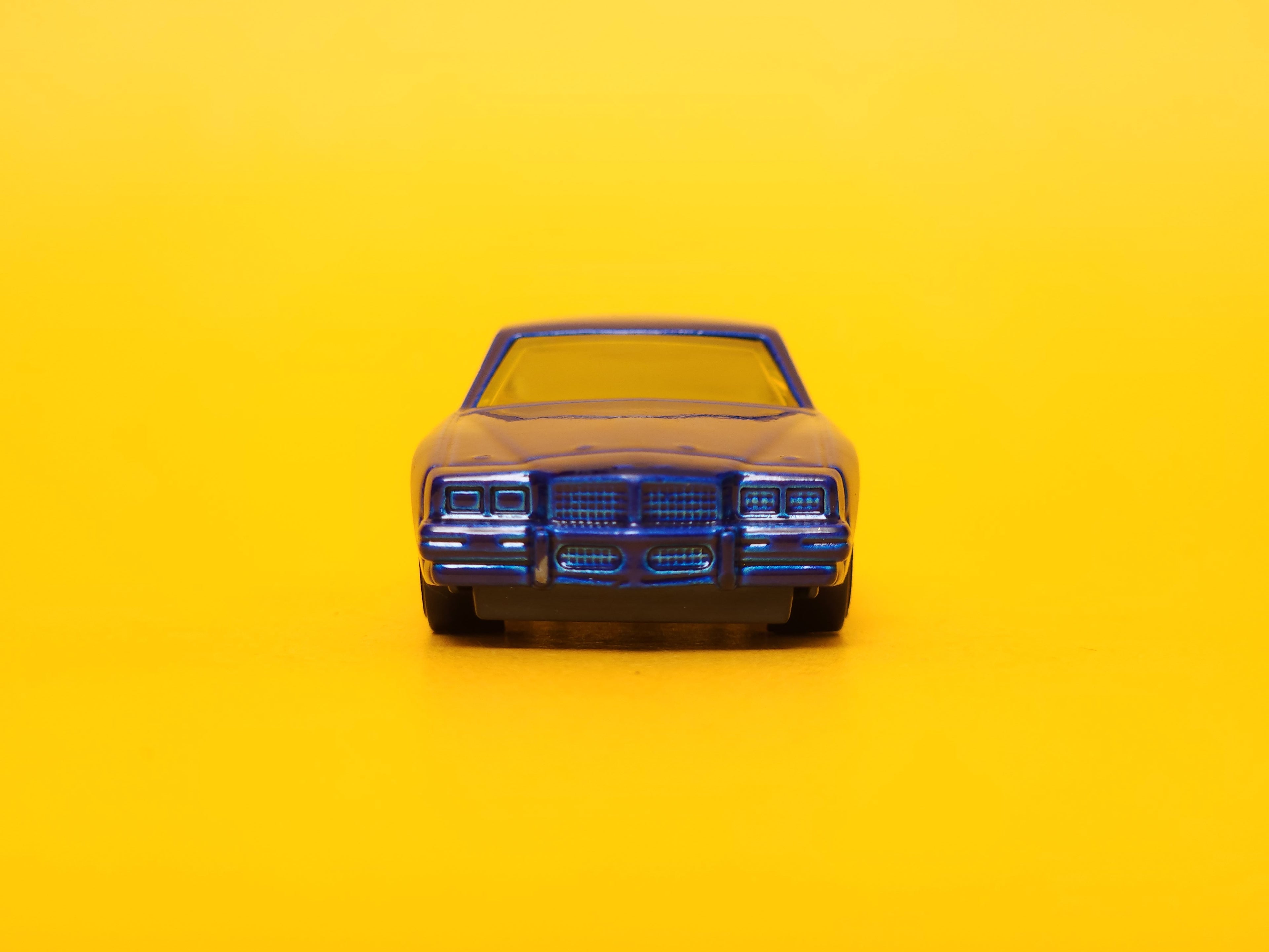 '84 Pontiac Grand Prix: Dark Blue – 2010 Mattel Hot Wheels Basic