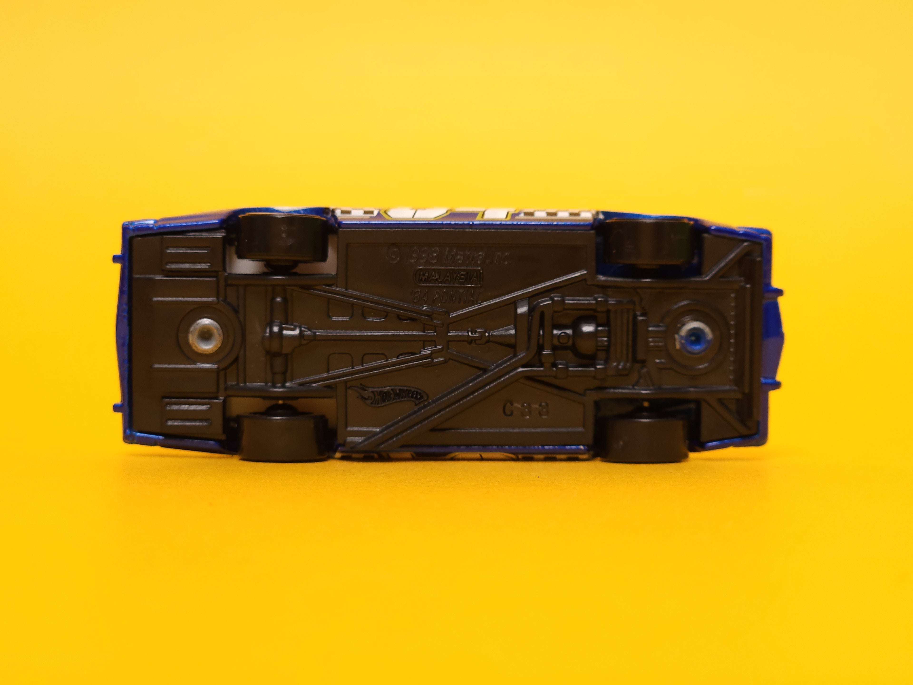 '84 Pontiac Grand Prix: Dark Blue – 2010 Mattel Hot Wheels Basic