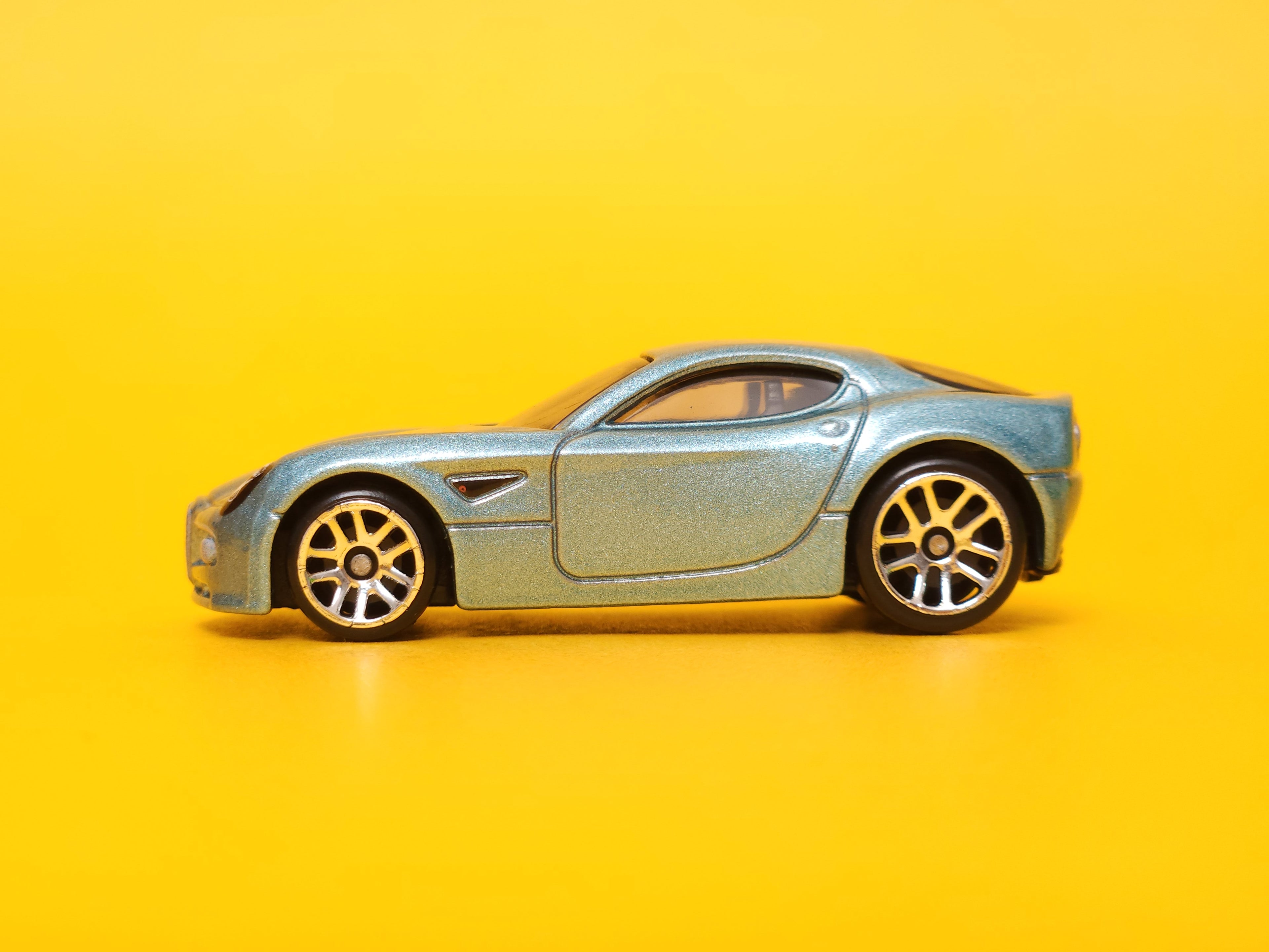 Alfa Romeo 8C Competizione: Metalflake Light blue – 2024 Mattel Hot Wheels Silver