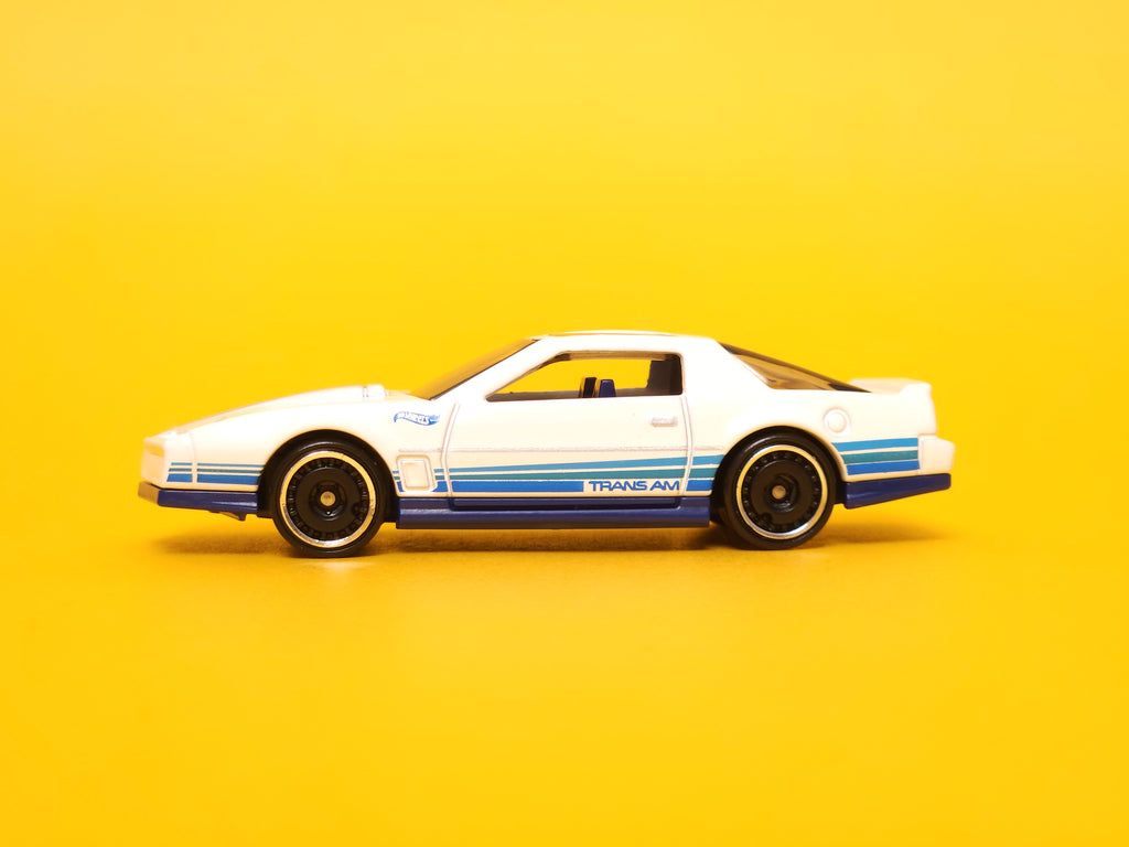 '84 Pontiac Firebird: White – 2023 Mattel Hot Wheels Basic