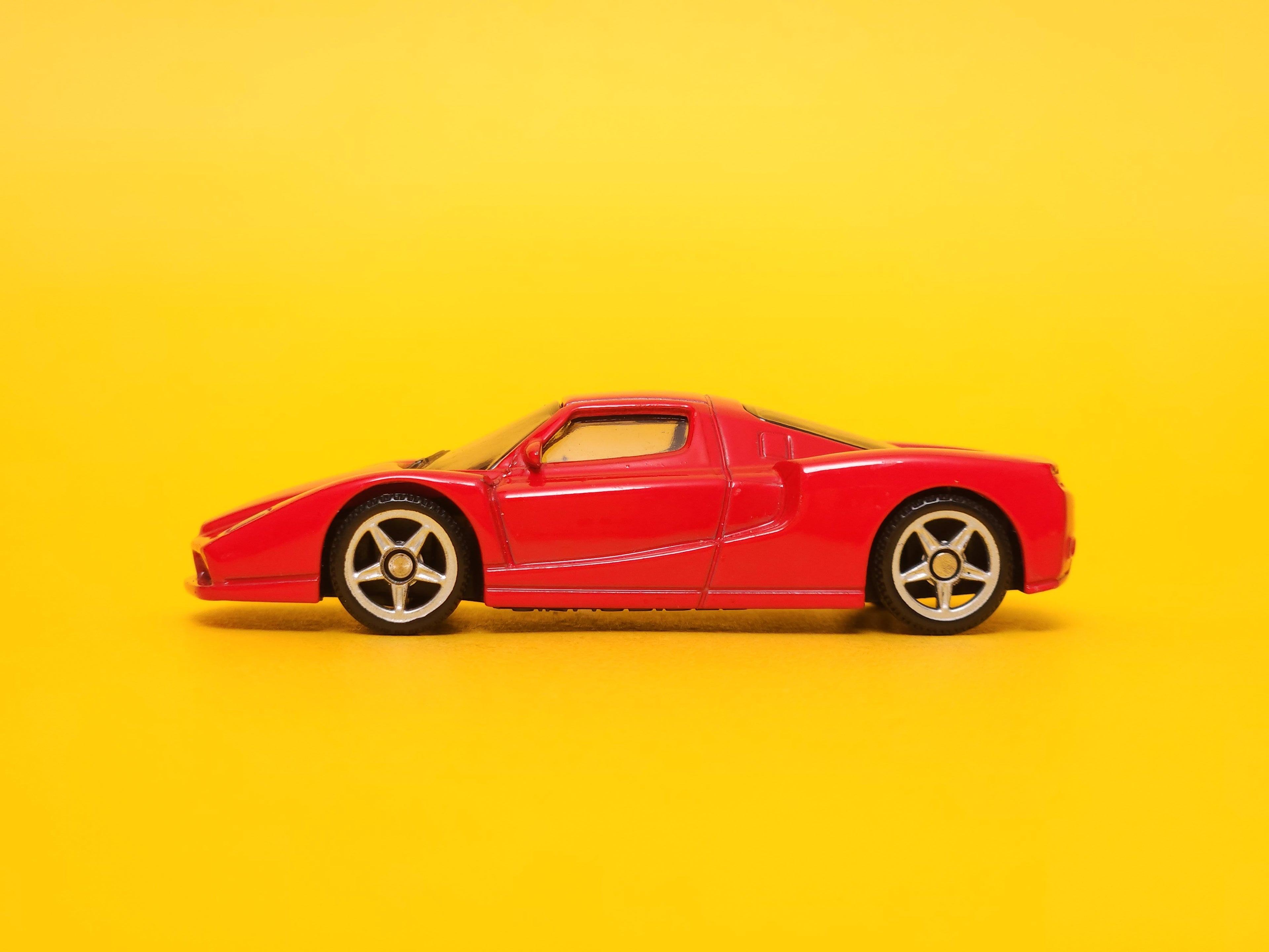 Spider: Red – Siku