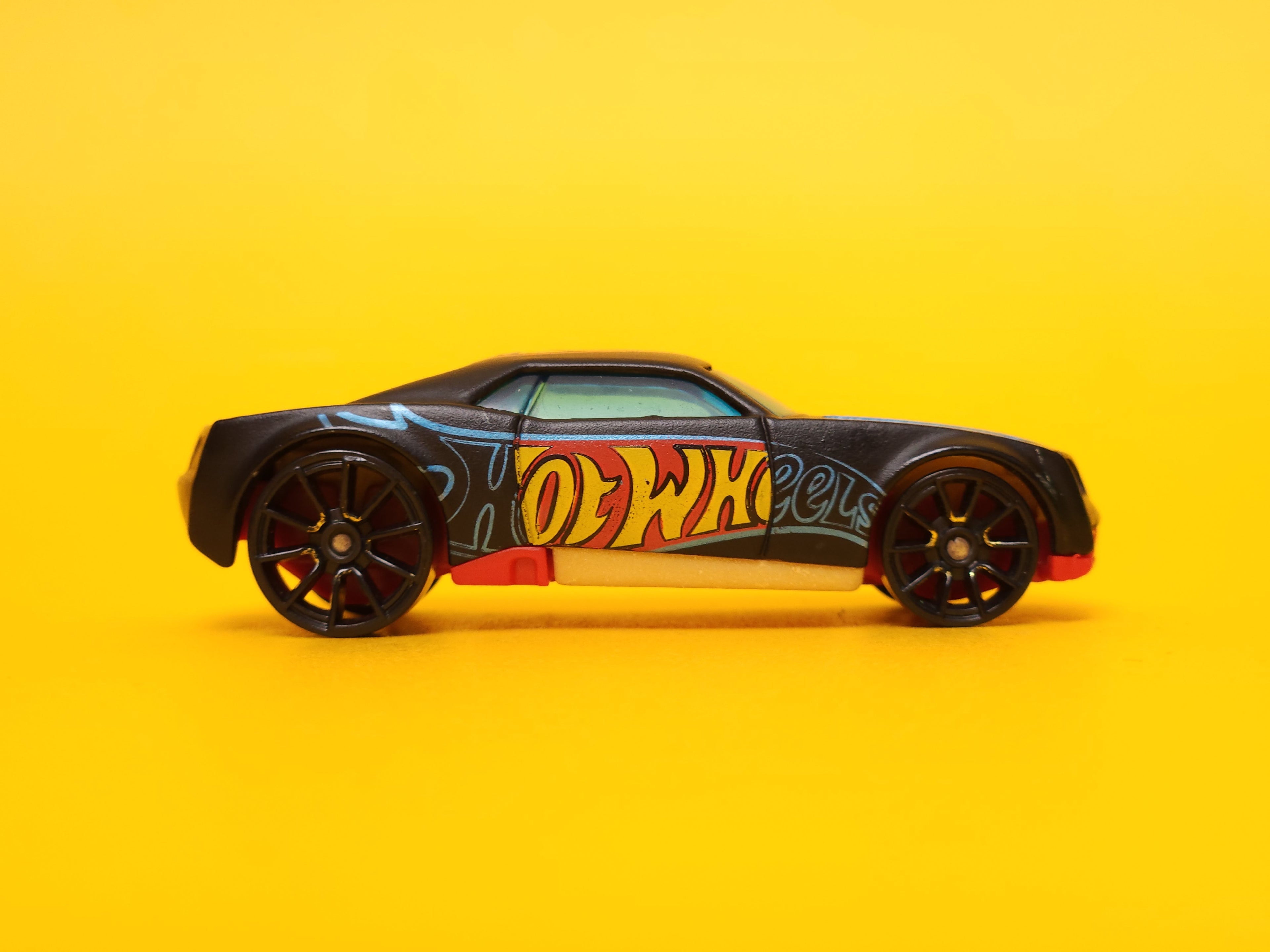 Bully Goat: Matte Black – 2015 Mattel Hot Wheels Basic