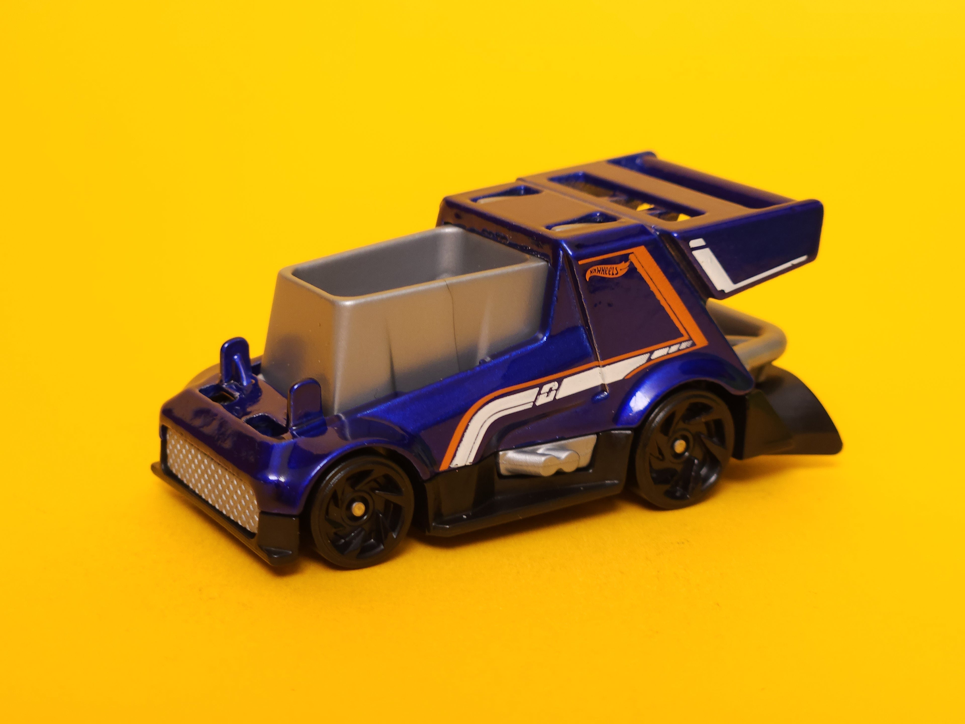 Rink Racer: Ultramarine – 2024 Mattel Hot Wheels Basic 1st Edition