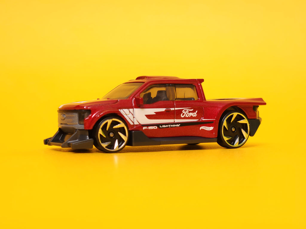 Ford F-150 SVT Lightning: Metalflake Dark Red – 2024 Mattel Hot Wheels Basic