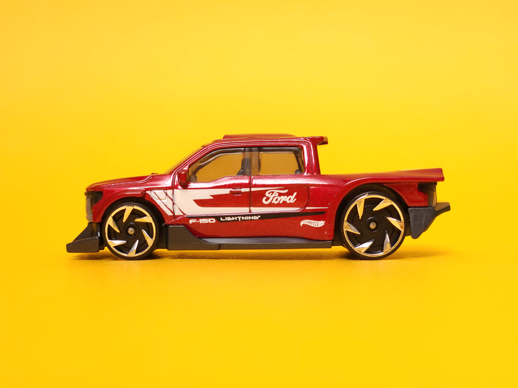Ford F-150 SVT Lightning: Metalflake Dark Red – 2024 Mattel Hot Wheels Basic