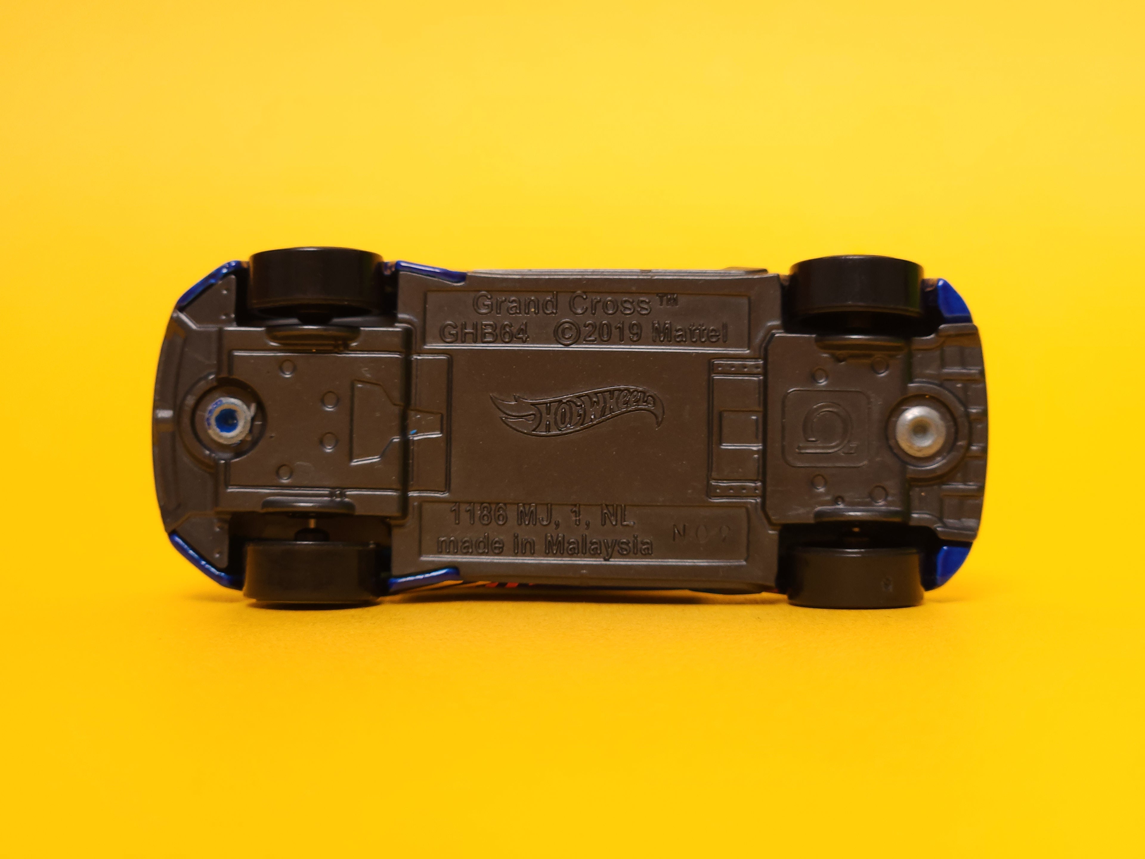 Grand Cross: Blue – 2020 Mattel Hot Wheels Basic 1st Edition