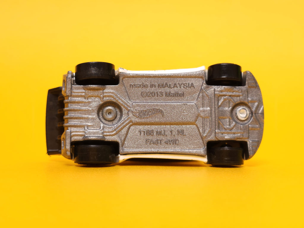 Fast 4WD: White – 2014 Mattel Hot Wheels Basic 1st Edition