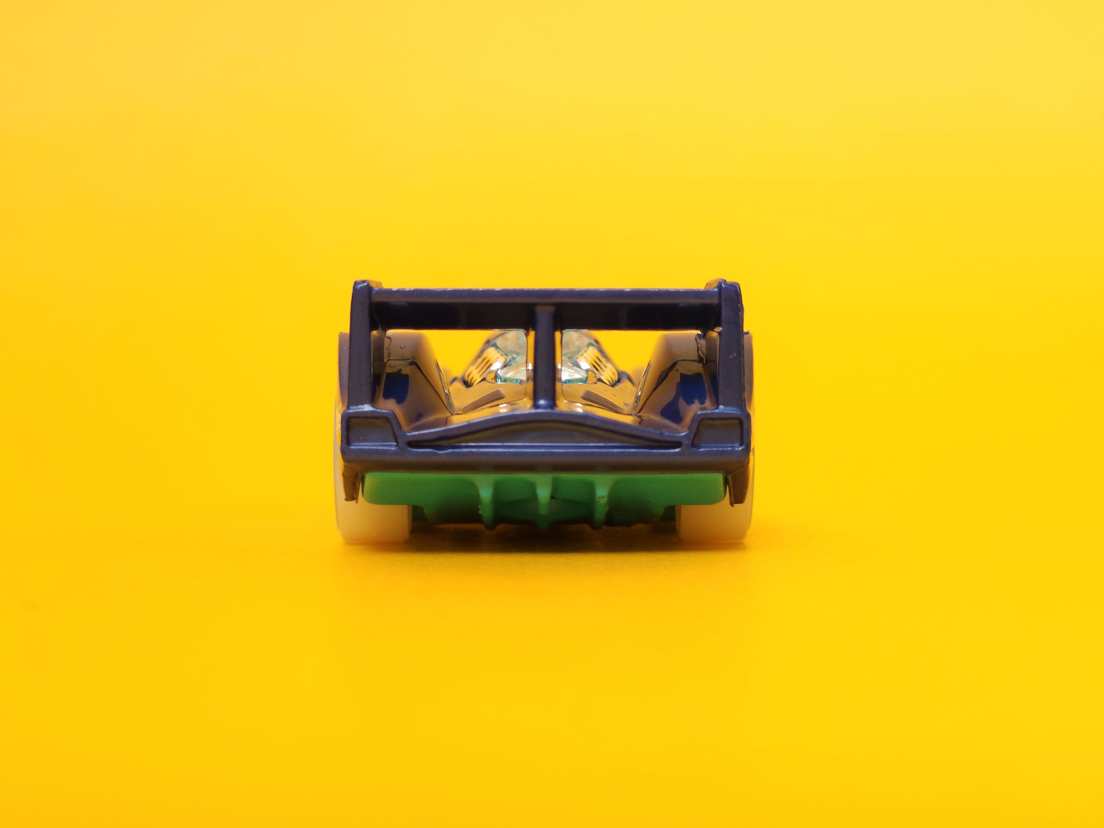 24 Ours: Dark Blue – 2017 Mattel Hot Wheels Basic