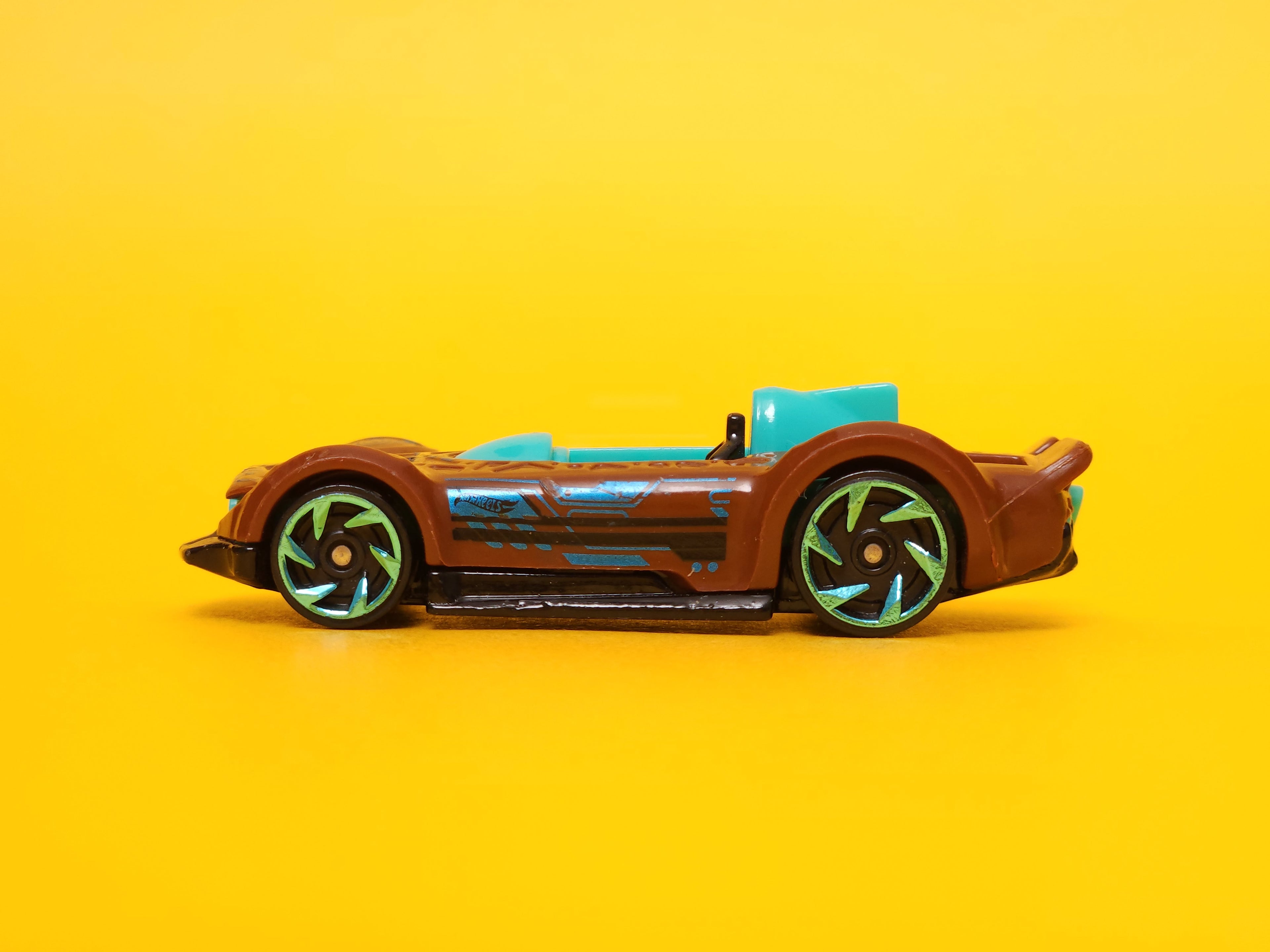 Monteracer: Brown – 2019 Mattel Hot Wheels Basic
