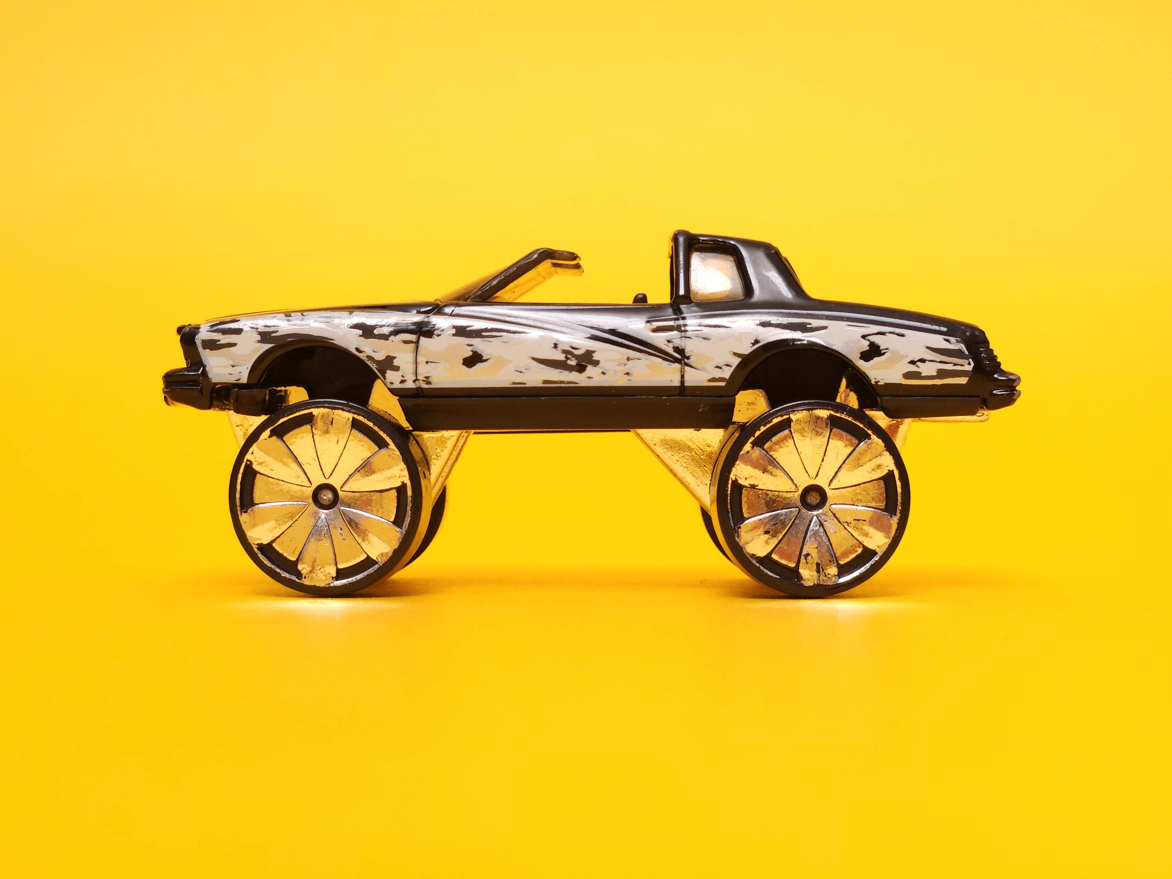 Montezooma: Metallic Black – 2007 Mattel Hot Wheels Basic