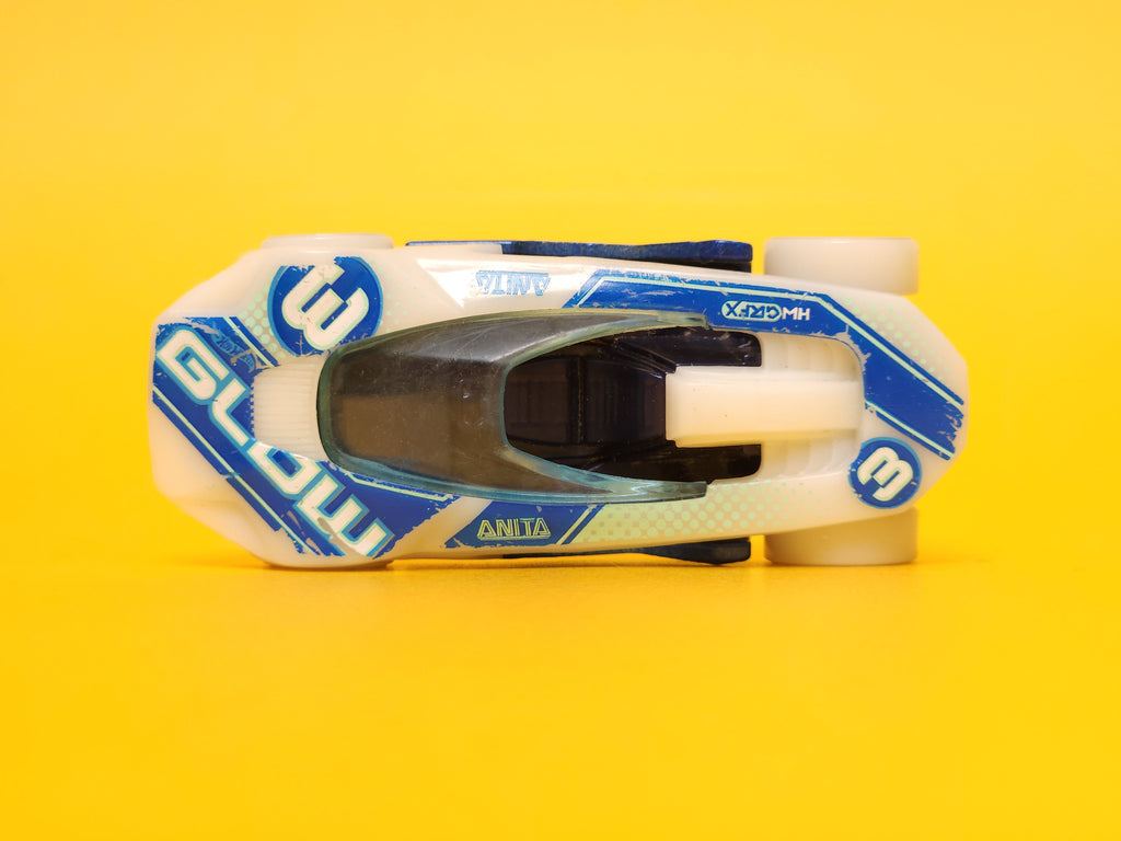 HW Warp Speeder: Glow-in-the-dark – 2021 Mattel Hot Wheels Basic