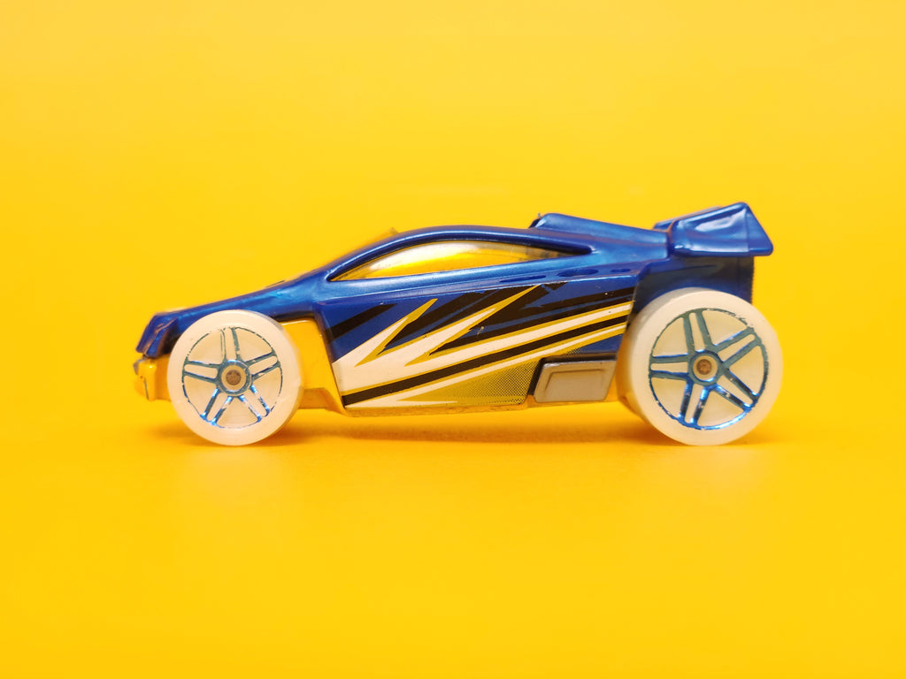 SpecTyte: Pearl Blue – 2016 Mattel Hot Wheels Basic