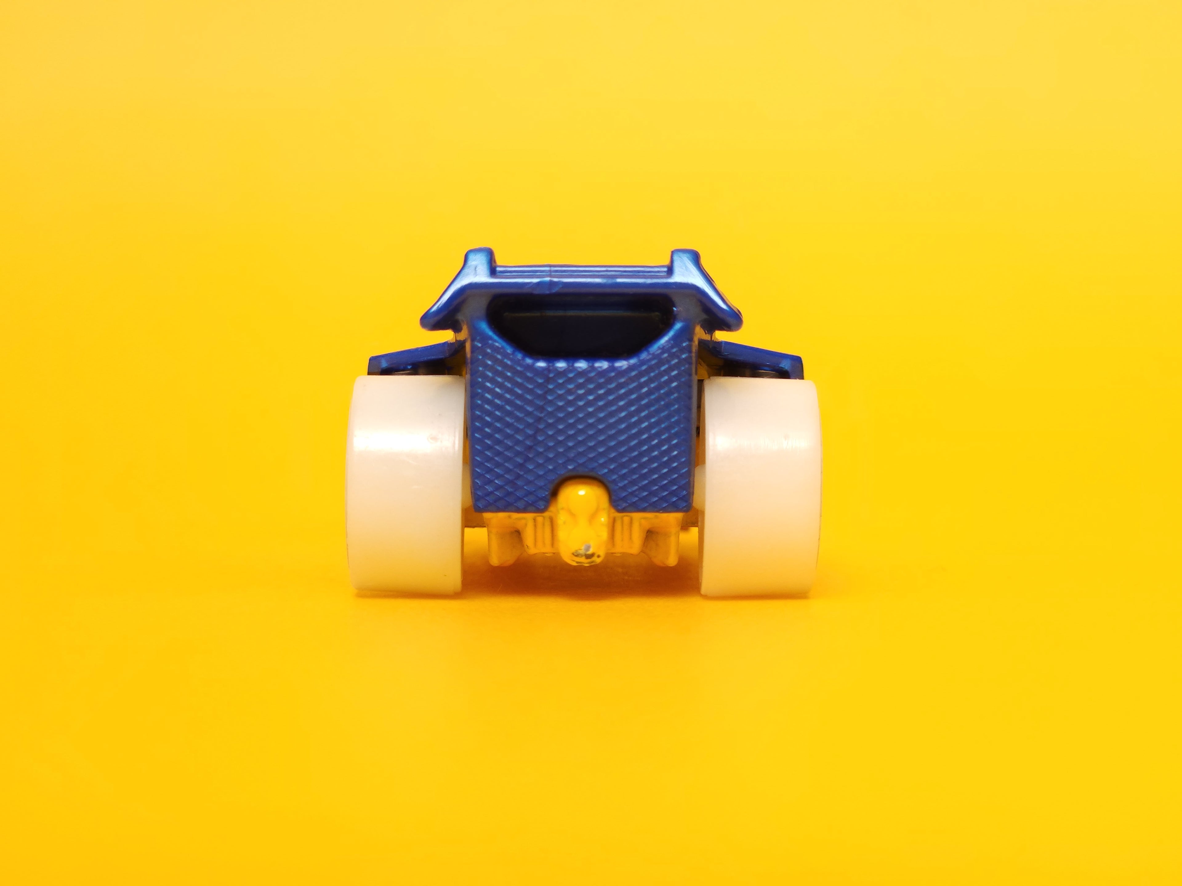 SpecTyte: Pearl Blue – 2016 Mattel Hot Wheels Basic