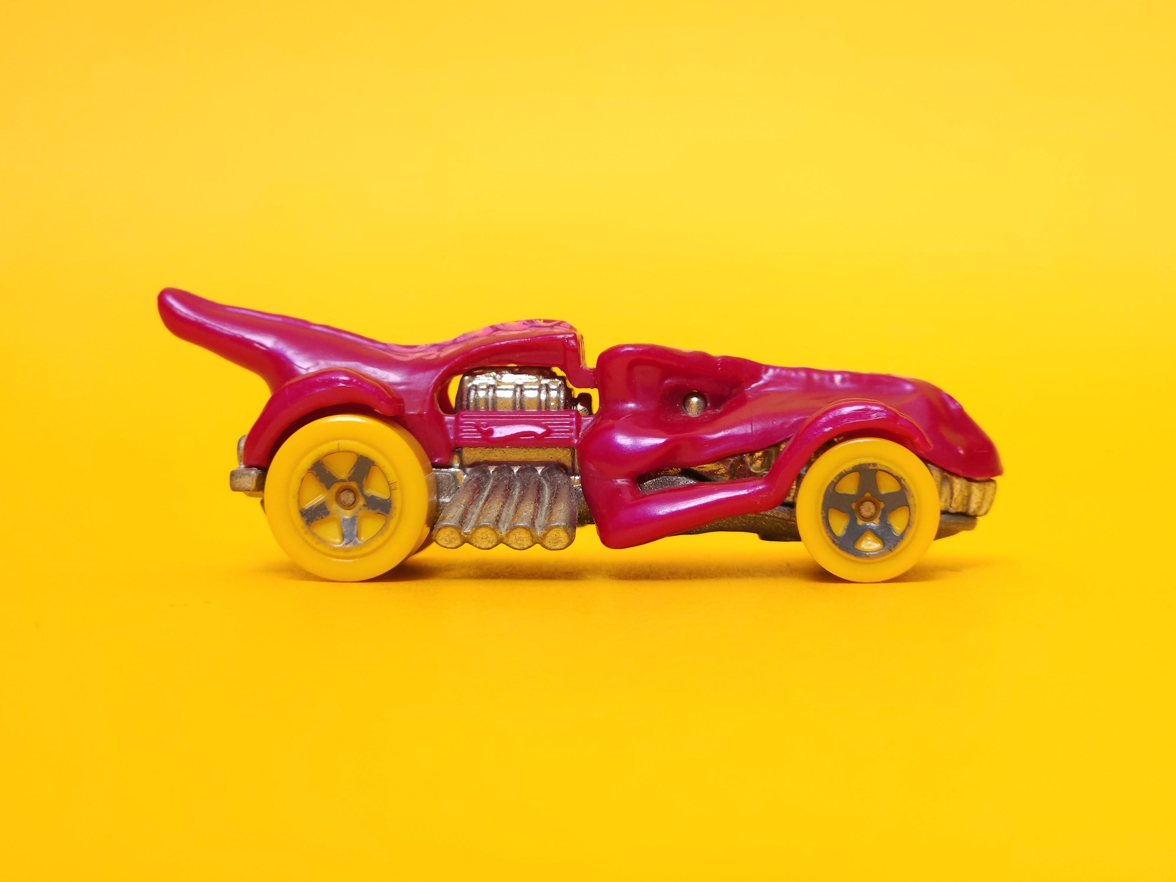 Tyrannt: Pearl Magenta – 2016 Mattel Hot Wheels Basic Treasure Hunt