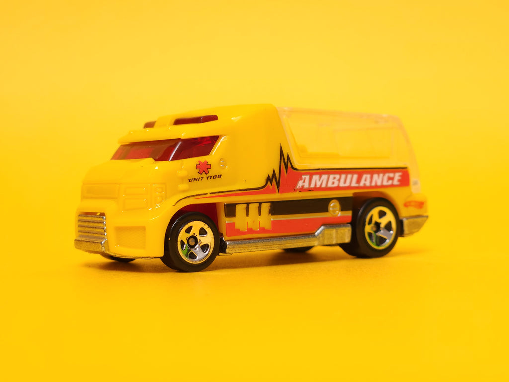 Rapid Response: Yellow – 2010 Mattel Hot Wheels Basic 1st Edition