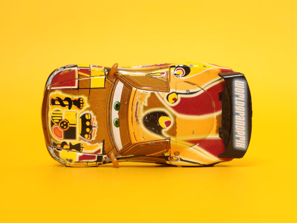 Miguel Camino: Spain #5 (Neon Metallic Deco) – 2013 Mattel Disney Pixar Cars 2