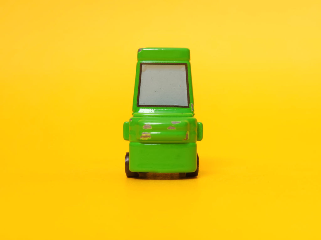 Chick Hicks Wide Pitty & Bruiser Bukowski (Blue Eyes) - 2008 Mattel Disney Pixar Cars