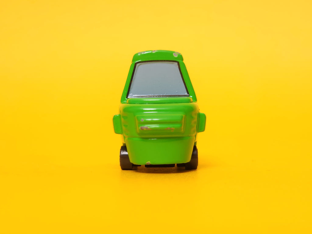 Chick Hicks Wide Pitty & Bruiser Bukowski (Blue Eyes) - 2008 Mattel Disney Pixar Cars