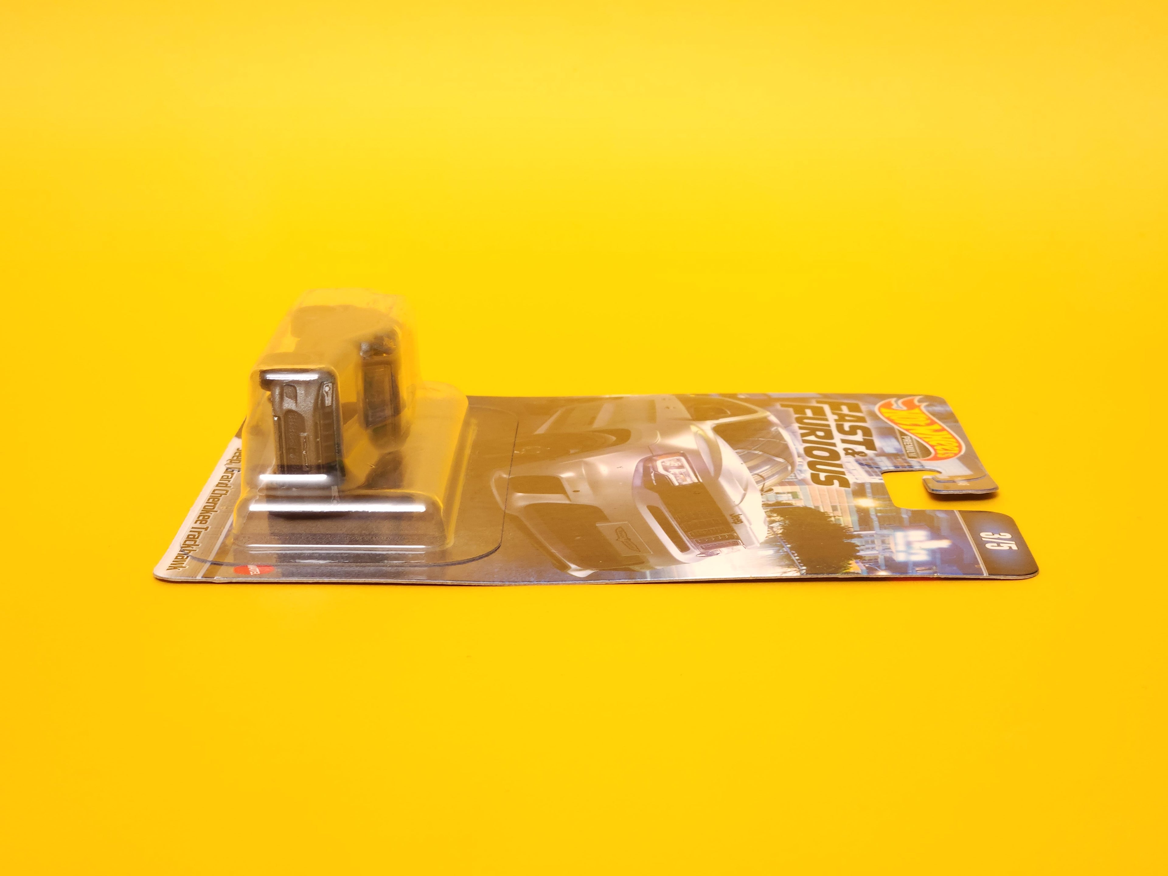 Jeep Grand Cherokee Trackhawk: Granite Crystal Metallic – 2022 Mattel Hot Wheels Premium