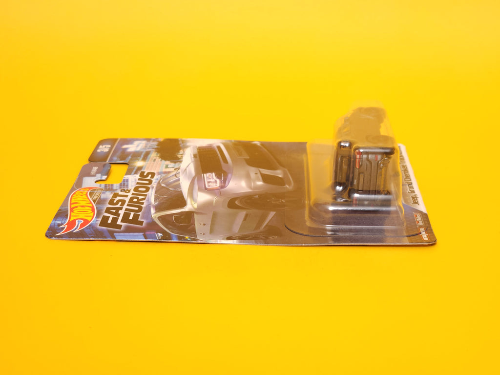 Jeep Grand Cherokee Trackhawk: Granite Crystal Metallic – 2022 Mattel Hot Wheels Premium