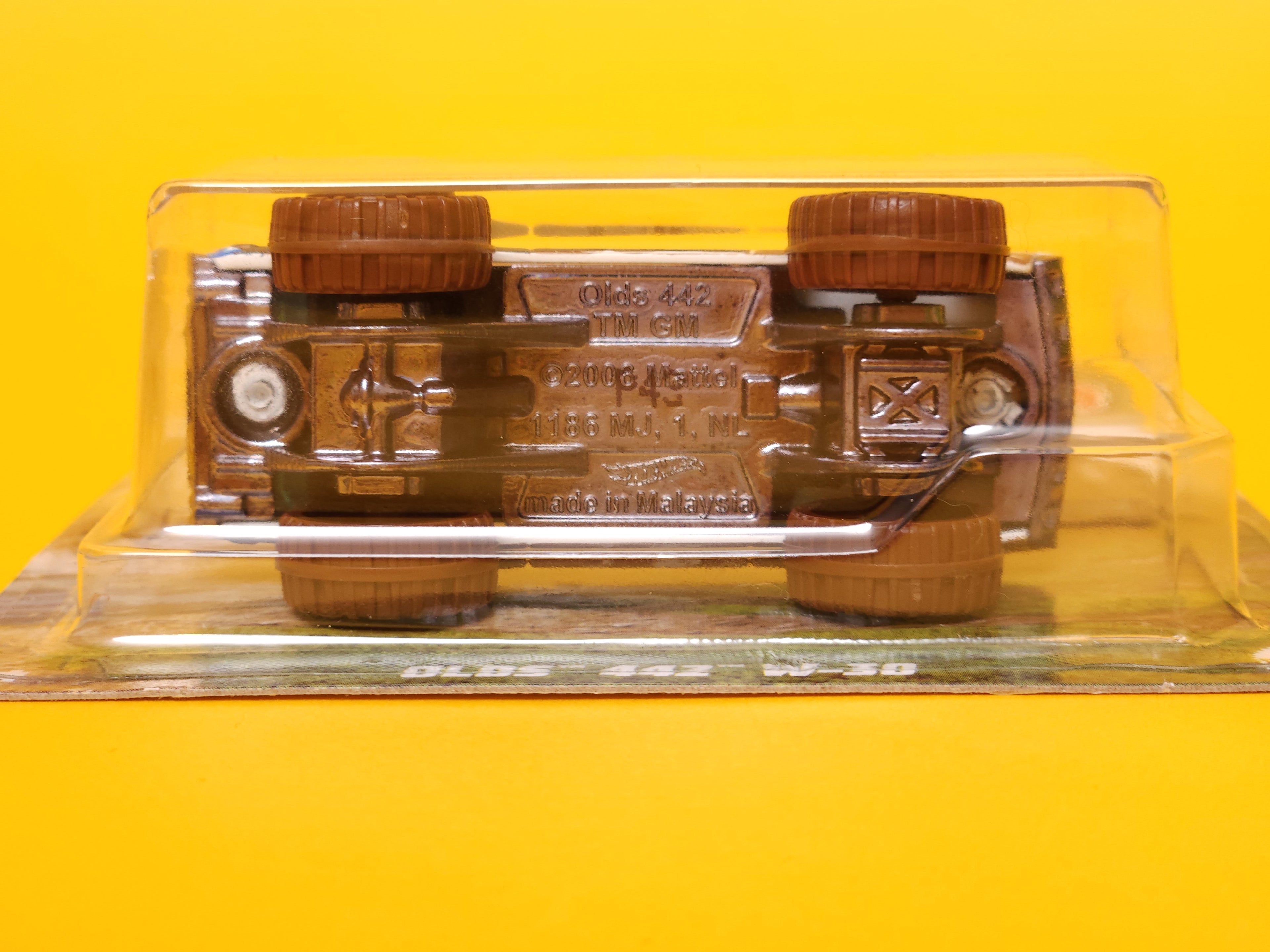 Olds 442 W-30: White – 2022 Mattel Hot Wheels Silver