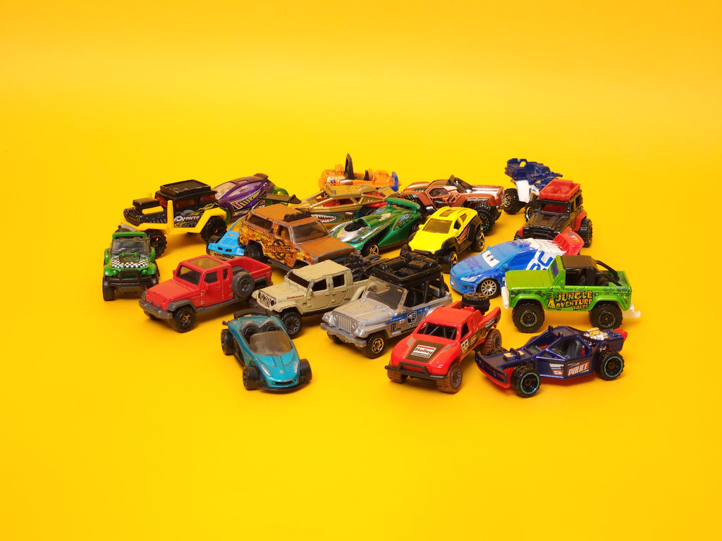 Damaged Mattel Hot Wheels for Customizers – Lot 4