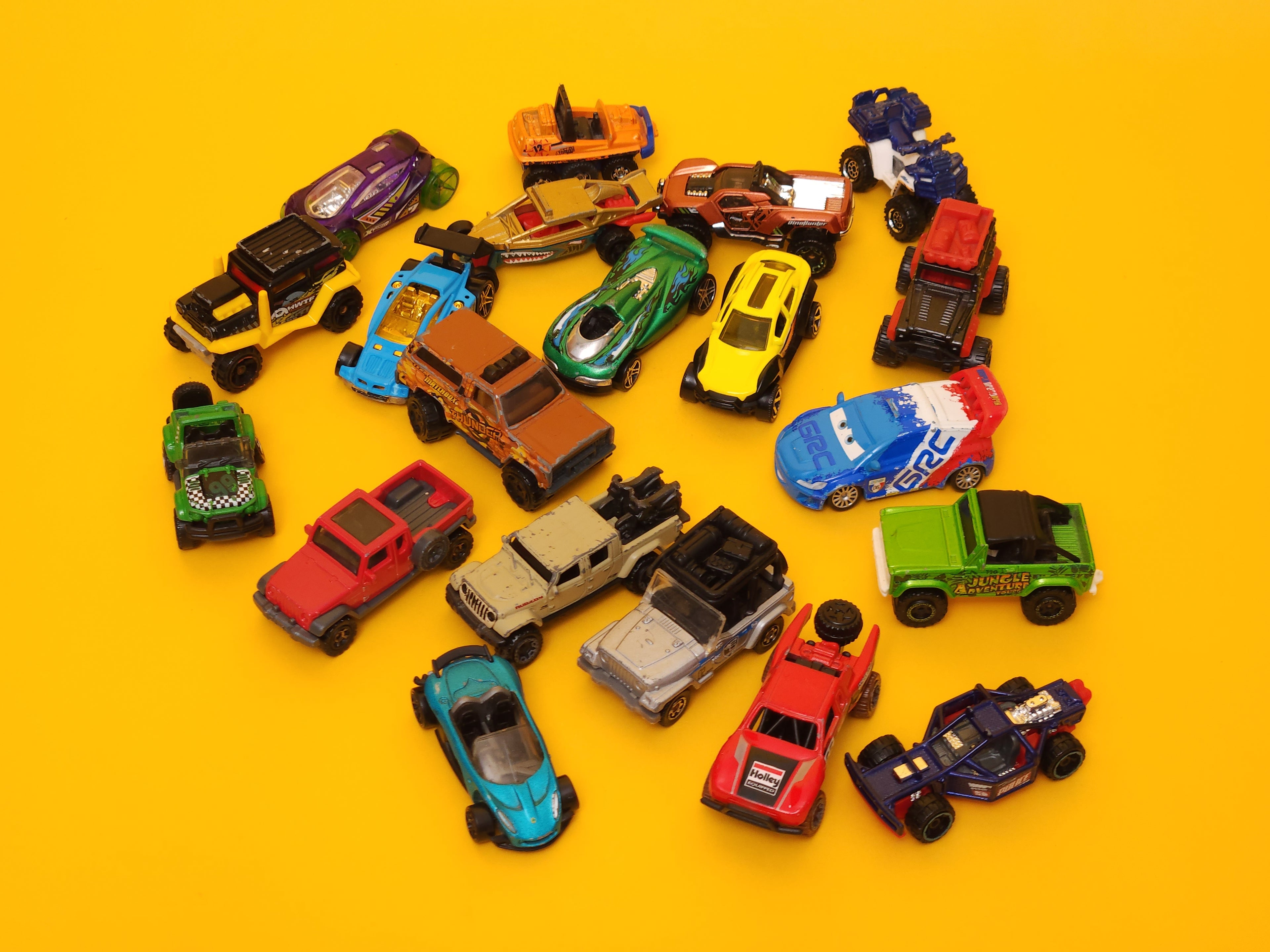 Damaged Mattel Hot Wheels for Customizers – Lot 4