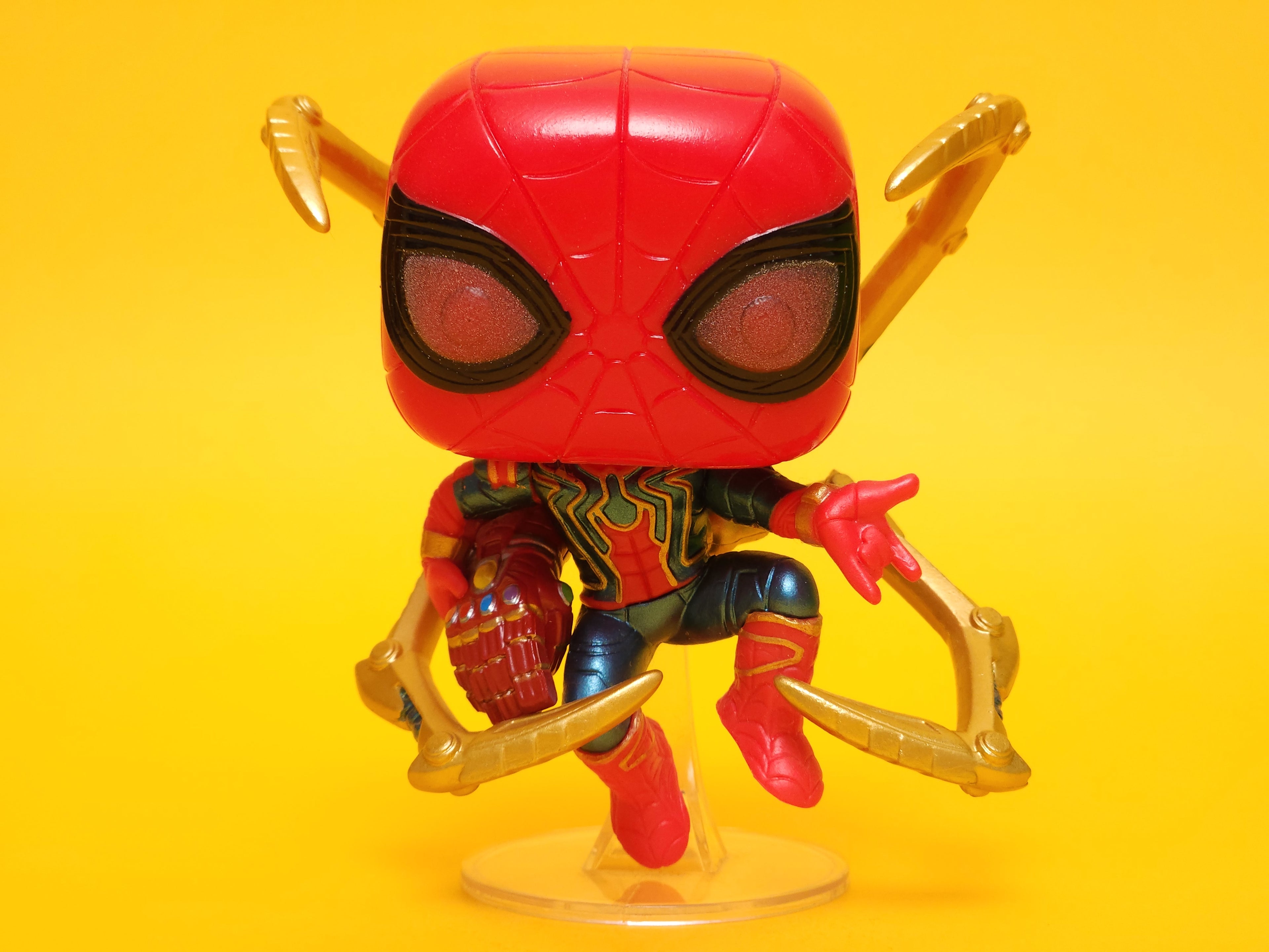 Iron Spider: Avengers: End Game #574 – 2019 Funko Pop! Glows in the Dark Special Edition