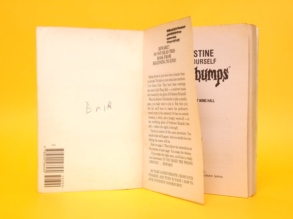 Trapped In Bat Hall #3 – 1995 Give Yourself Goosebumps R.L. Stine