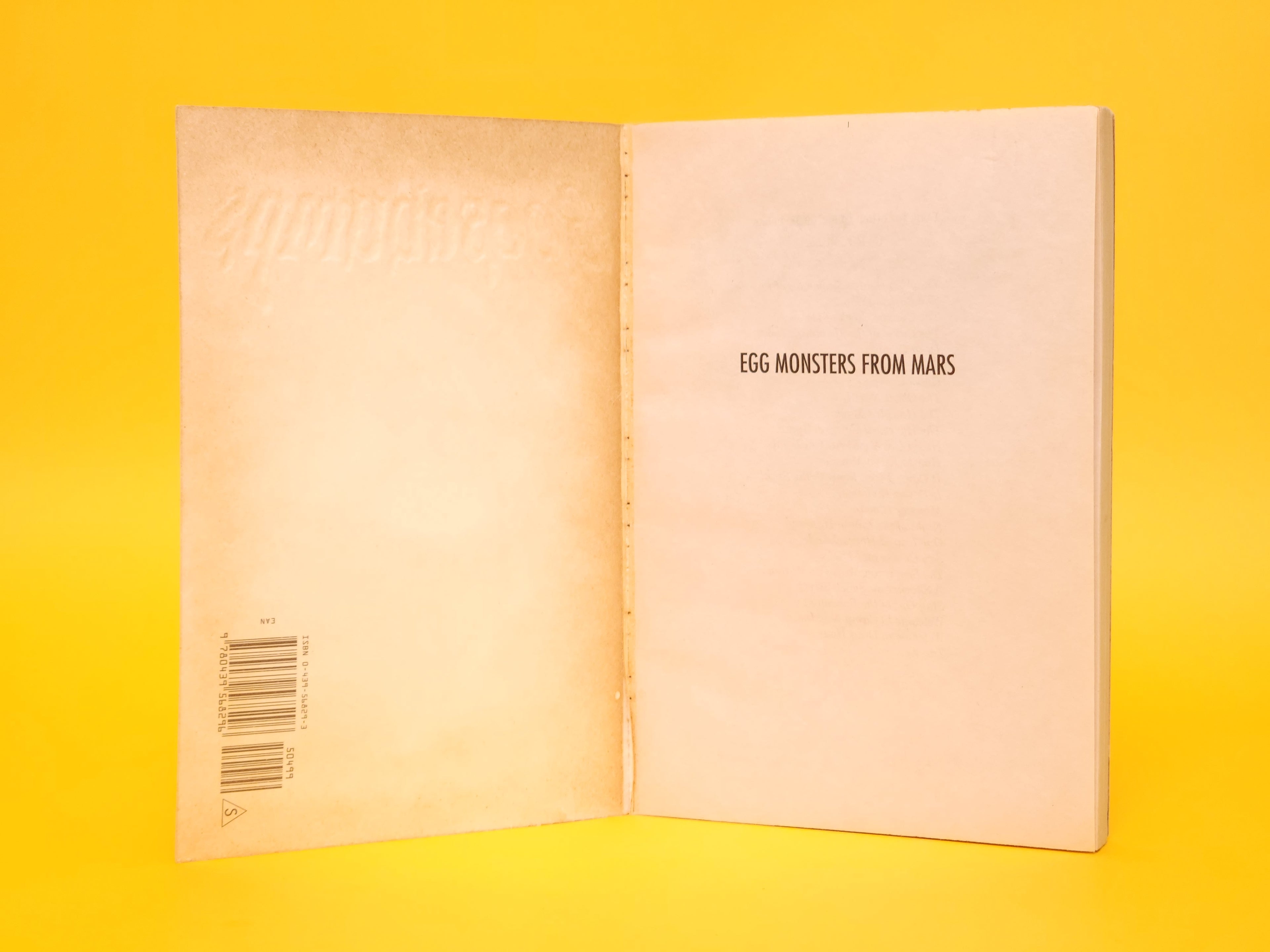 Egg Monsters From Mars #42 – 2003 Goosebumps R.L. Stine 1st Edition