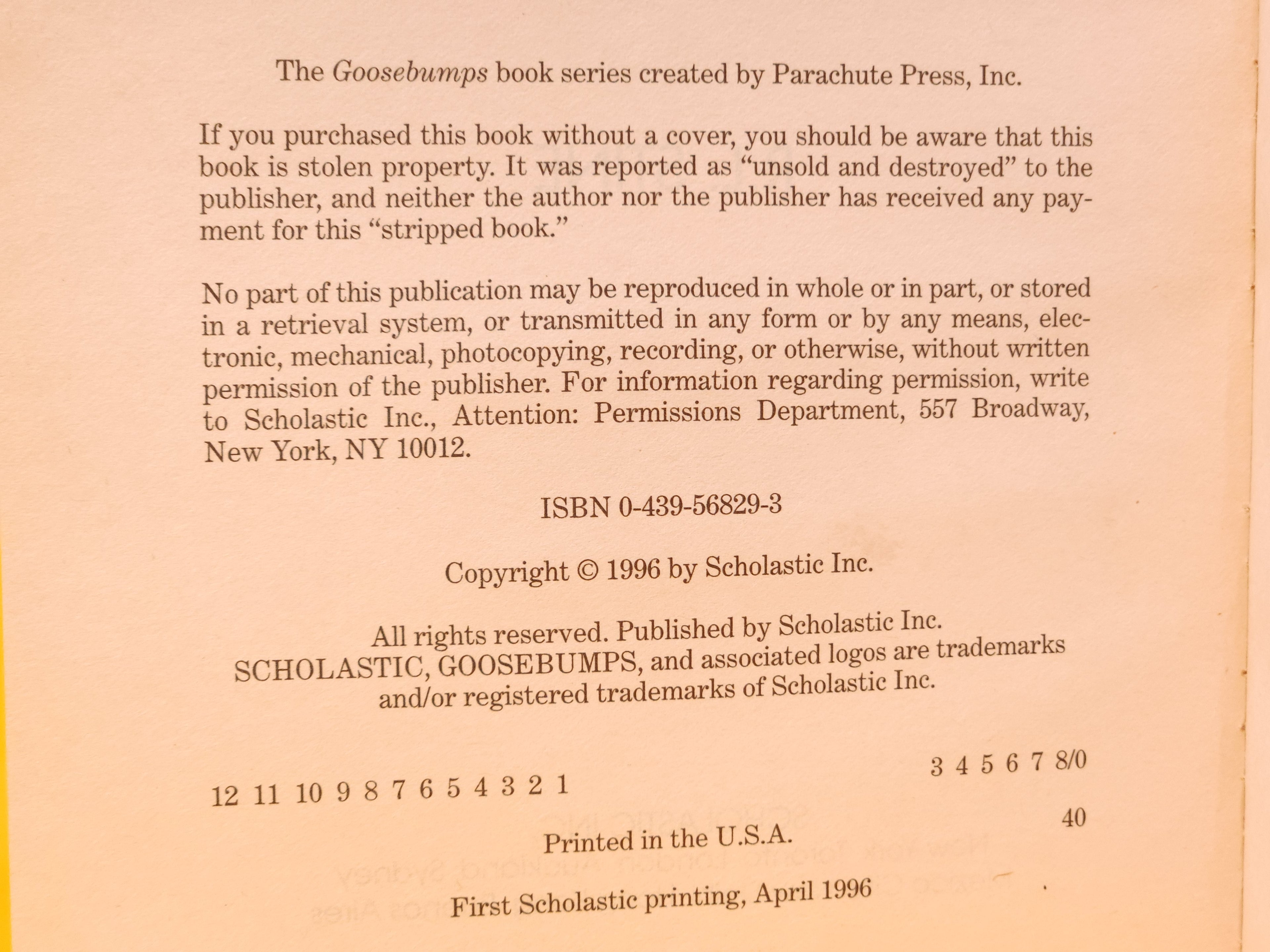 Egg Monsters From Mars #42 – 2003 Goosebumps R.L. Stine 1st Edition
