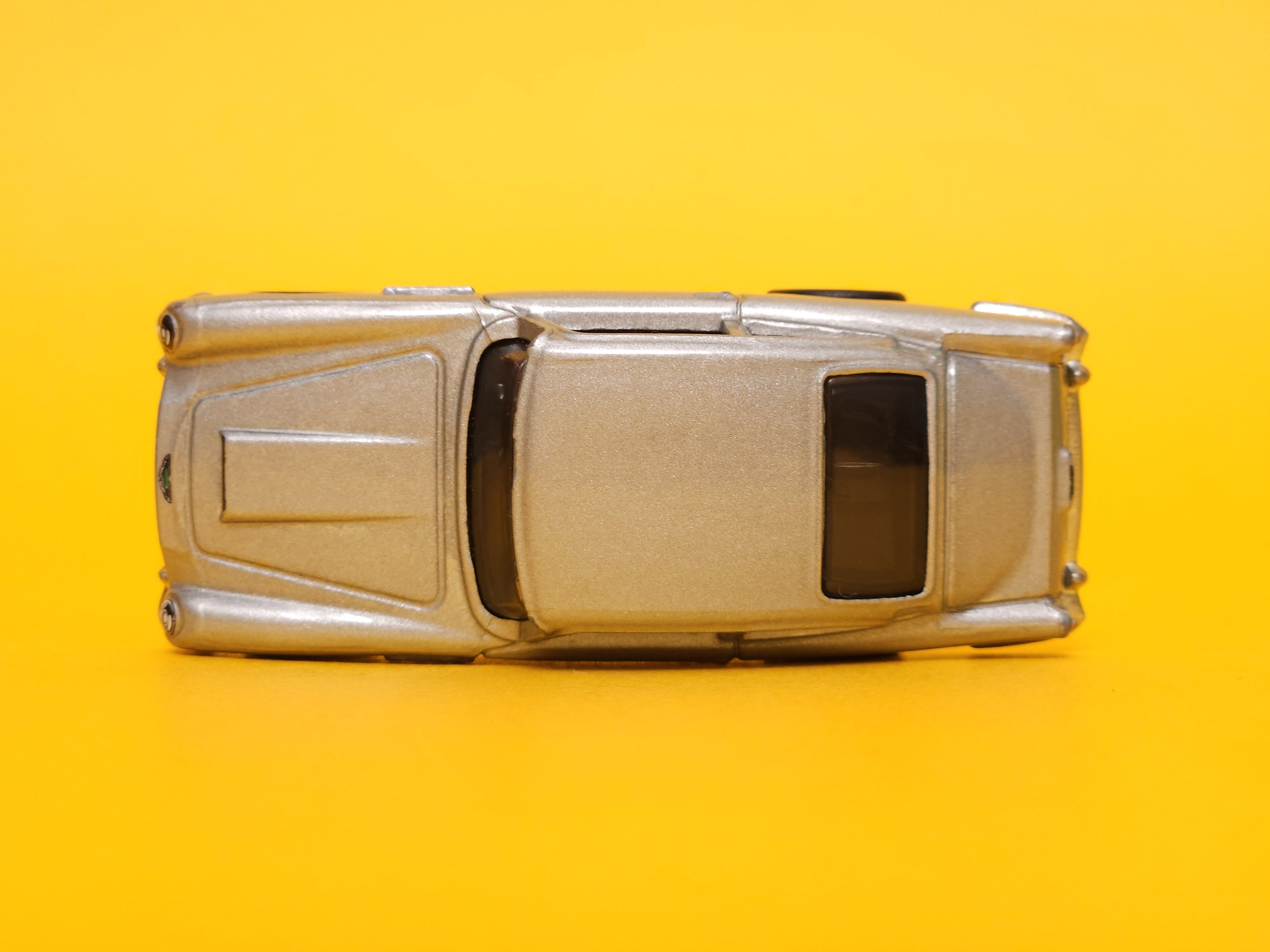 Aston Martin 1963 DB5: Silver – 2021 Mattel Hot Wheels Premium