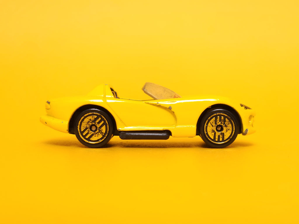 Dodge Viper RT/10: Yellow – 1995 Mattel Hot Wheels Basic