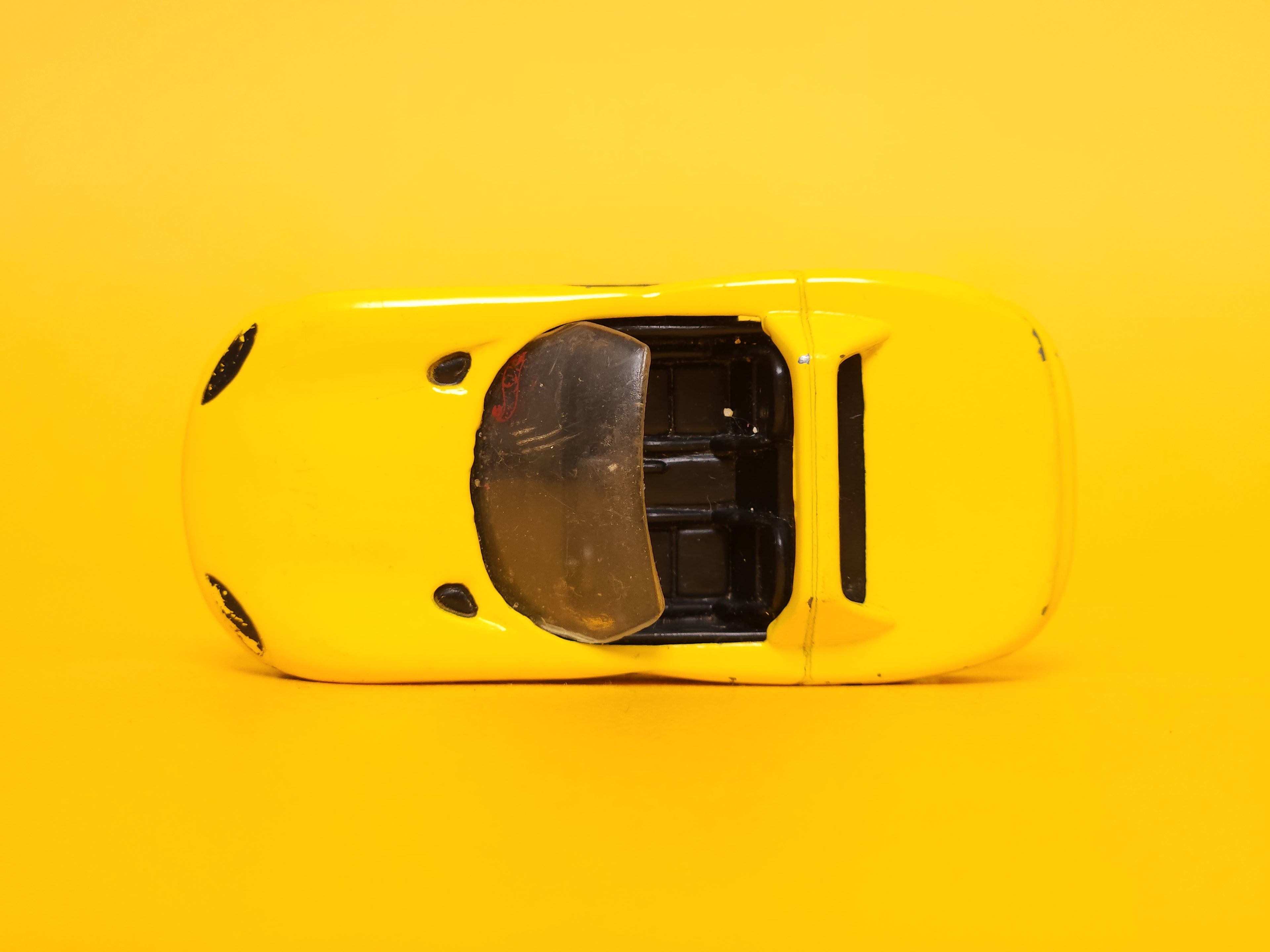 Dodge Viper RT/10: Yellow – 1995 Mattel Hot Wheels Basic