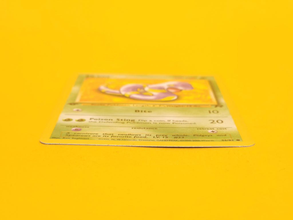Ekans: 56/82 – 2000 Pokémon Common 1st Edition